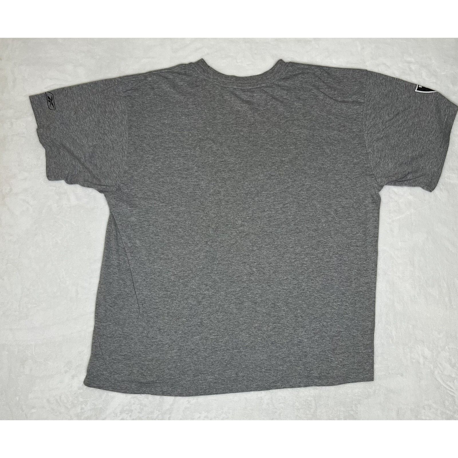 Reebok Vintage Oakland Raiders T-Shirt Size Large Gray by Reebok “R Size US L / EU 52-54 / 3 - 8 Thumbnail