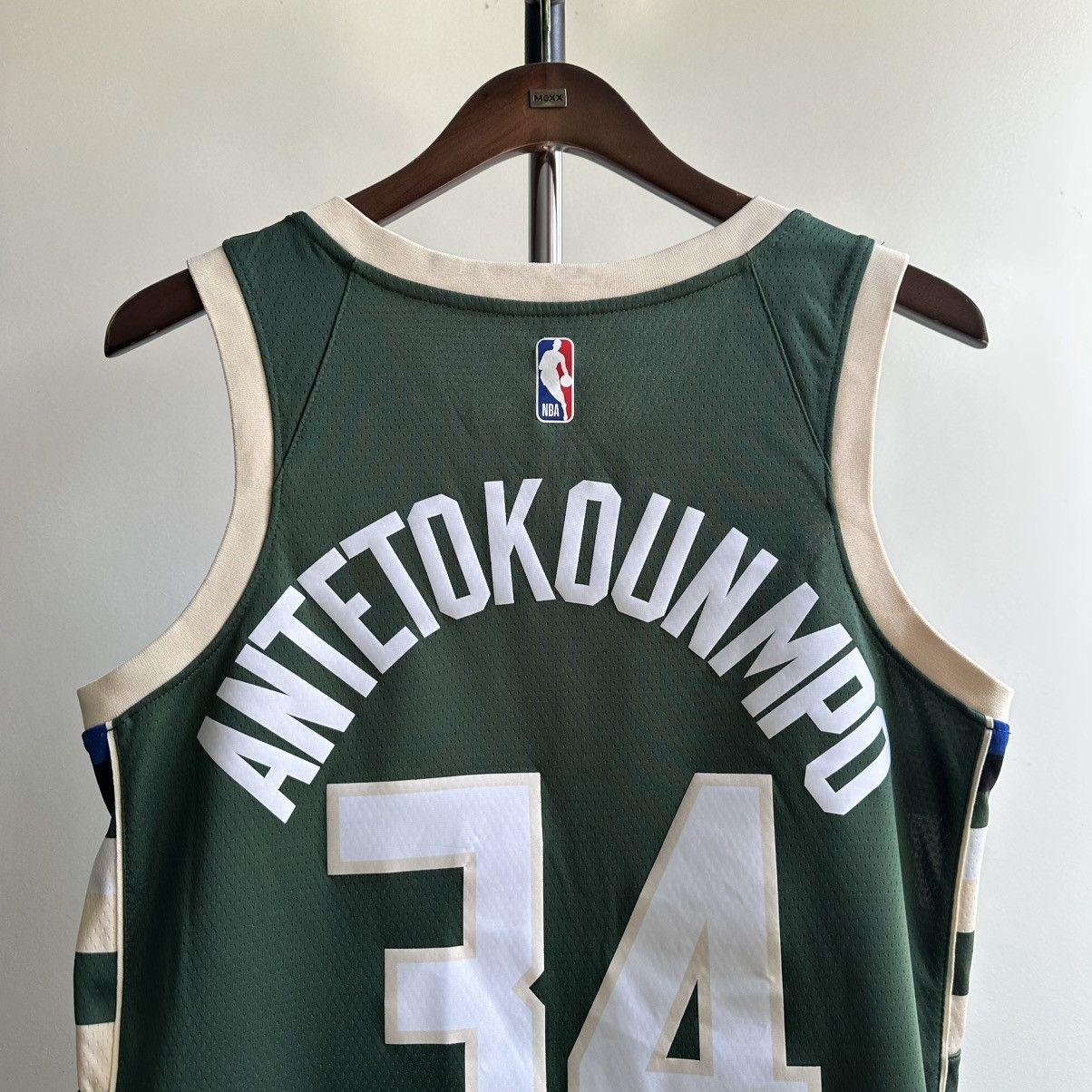 Nike Nike Giannis Antetokounmpo #34 Milwaukee Bucks NBA Jersey Size US M / EU 48-50 / 2 - 3 Thumbnail