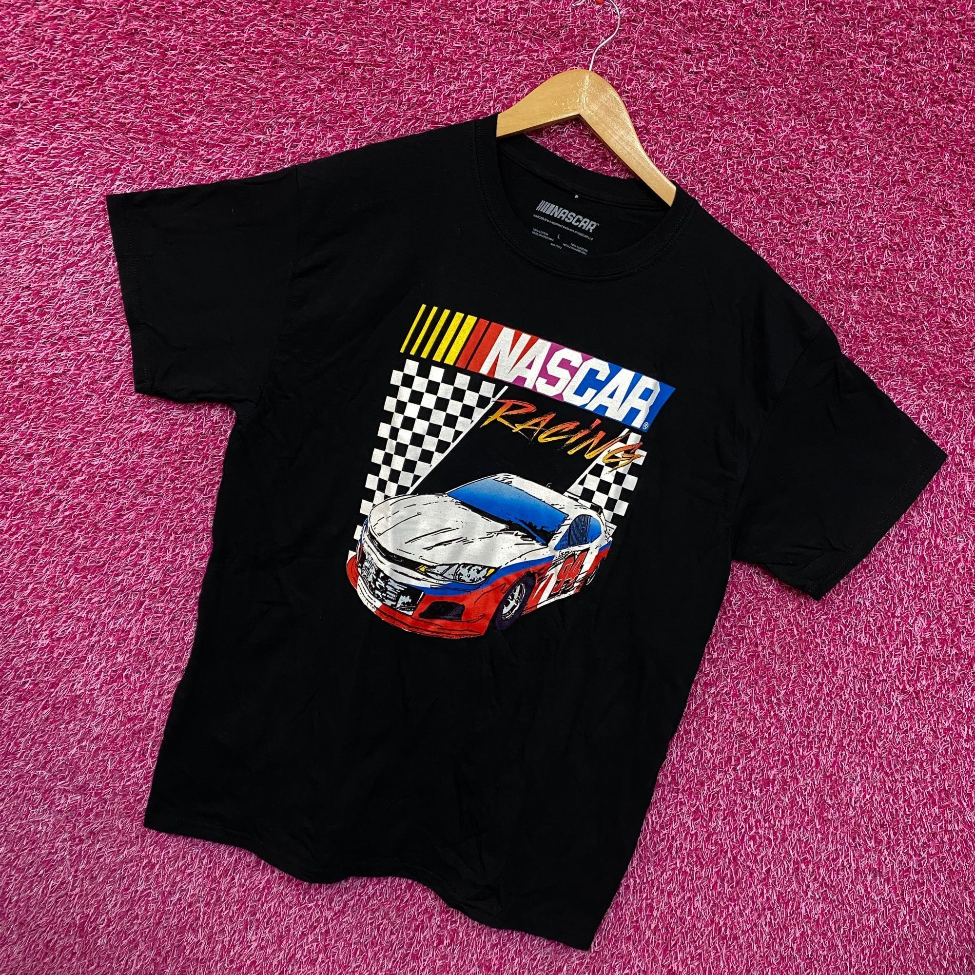NASCAR NASCAR Racing Team 94 Cup Series Championship Tailgate Tee L Size US L / EU 52-54 / 3 - 3 Thumbnail