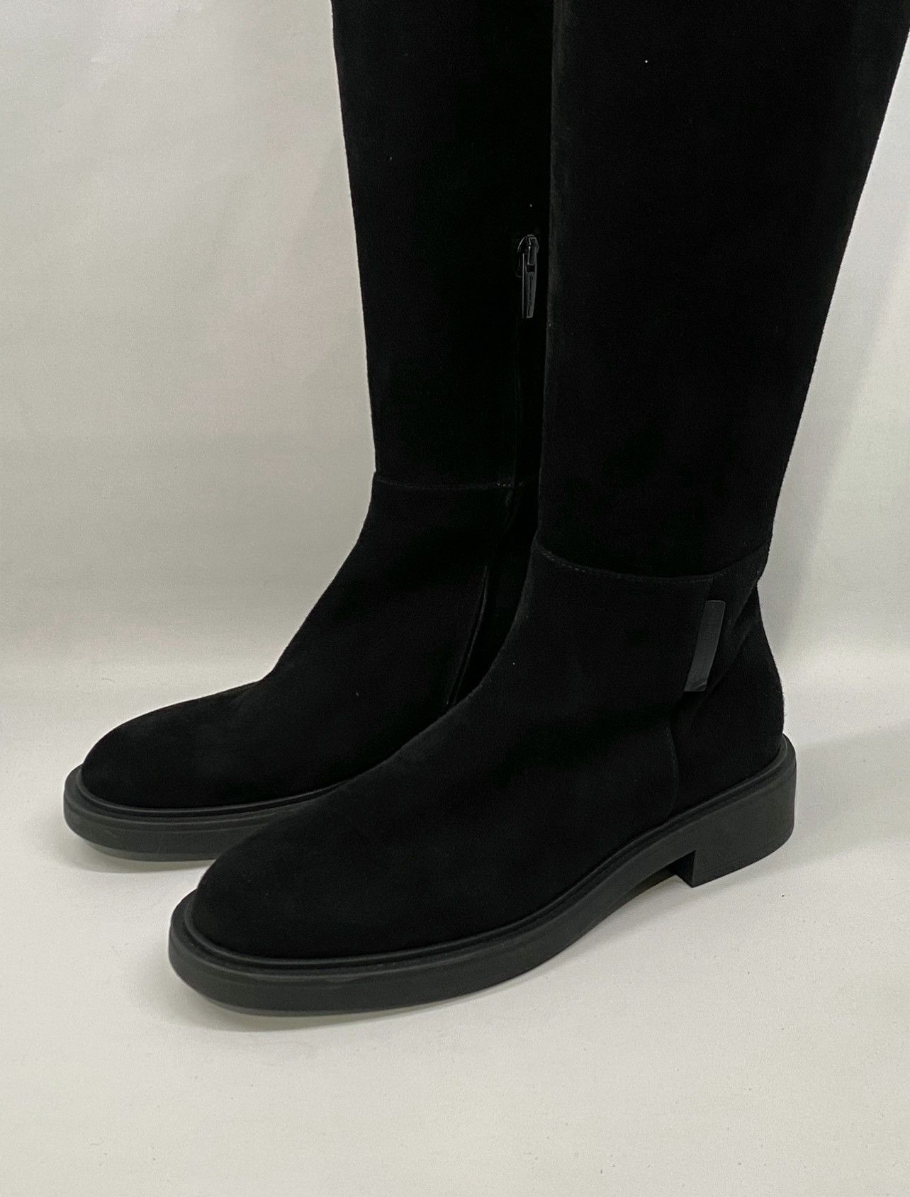 Gianvito Rossi Gianvito Rossi Lexington Suede Over The Knee Boots size 38.5 Size US 8.5 / IT 38.5 - 7 Thumbnail
