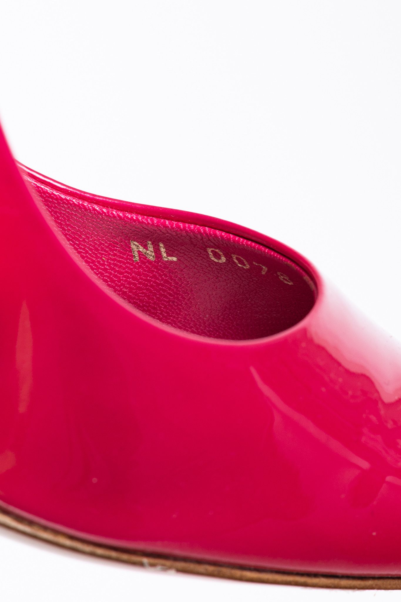 Louis Vuitton Louis Vuitton Strawberry Patent Leather Pointed-Toe Pumps Size US 8.5 / IT 38.5 - 10 Thumbnail