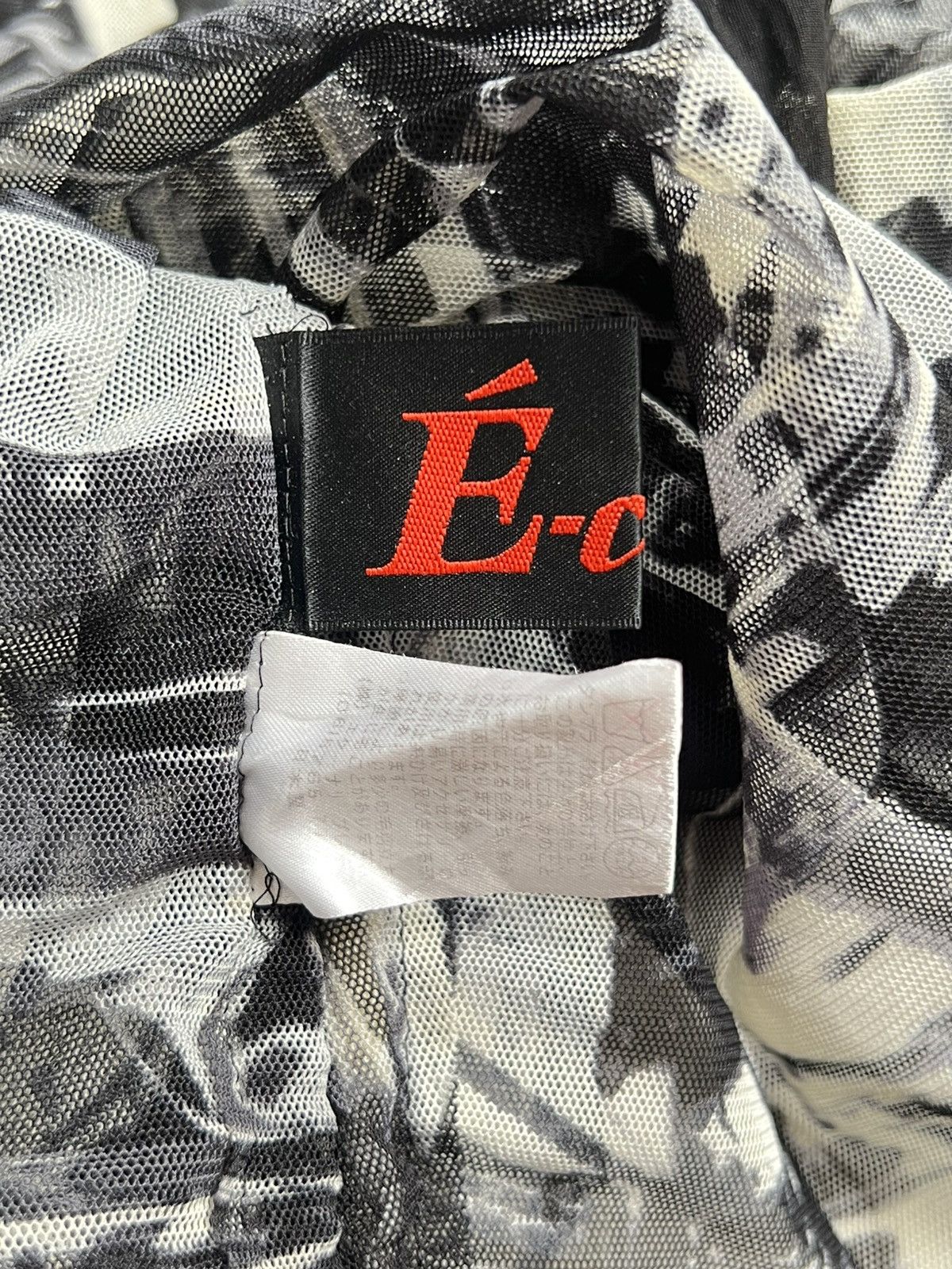 Other E-CLAT Printed Motive Rostchild Mesh T-shirt Size S / US 4 / IT 40 - 11 Thumbnail