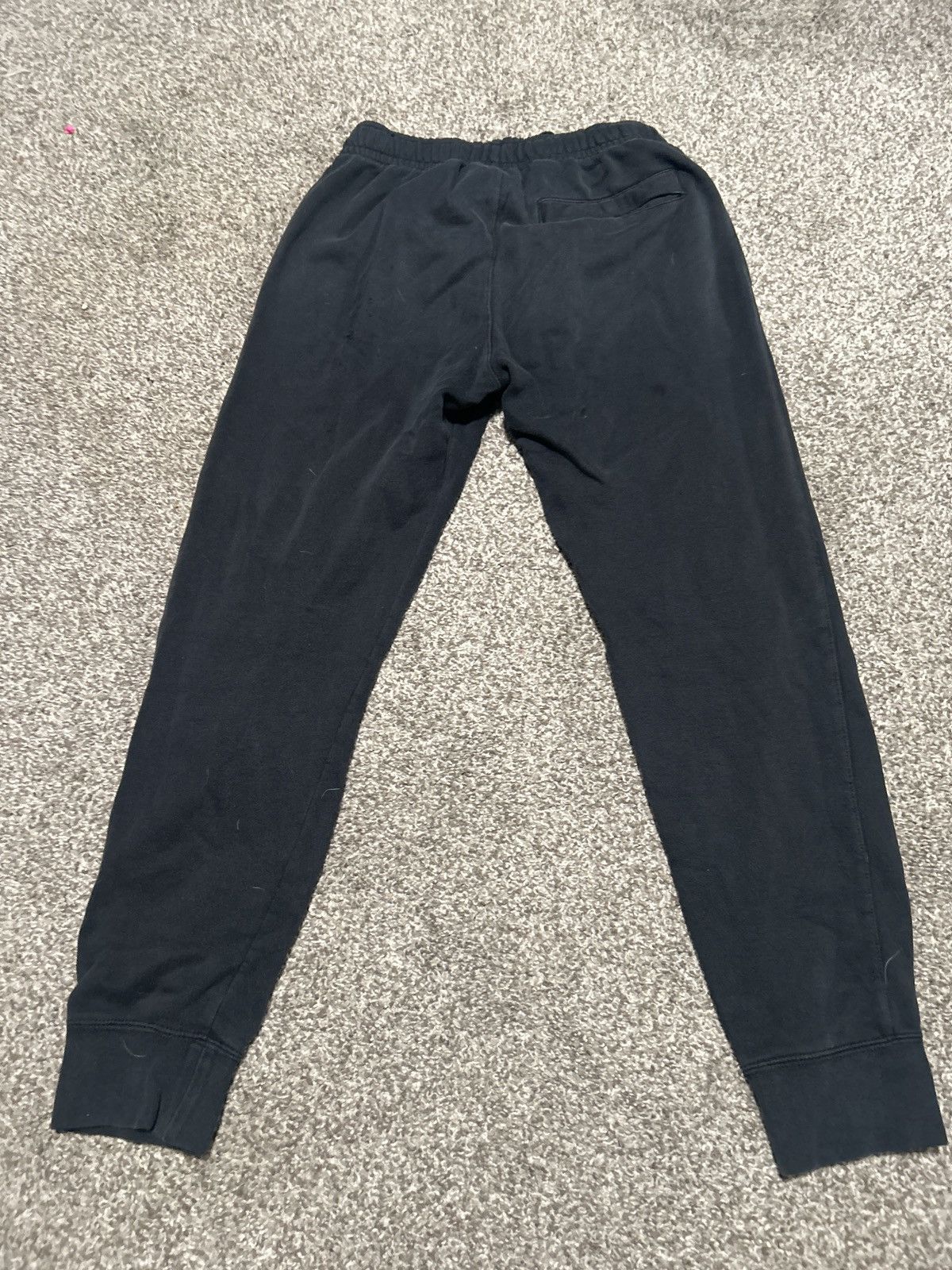 Nike Very worn black nike joggers Size US 26 / EU 42 - 2 Thumbnail