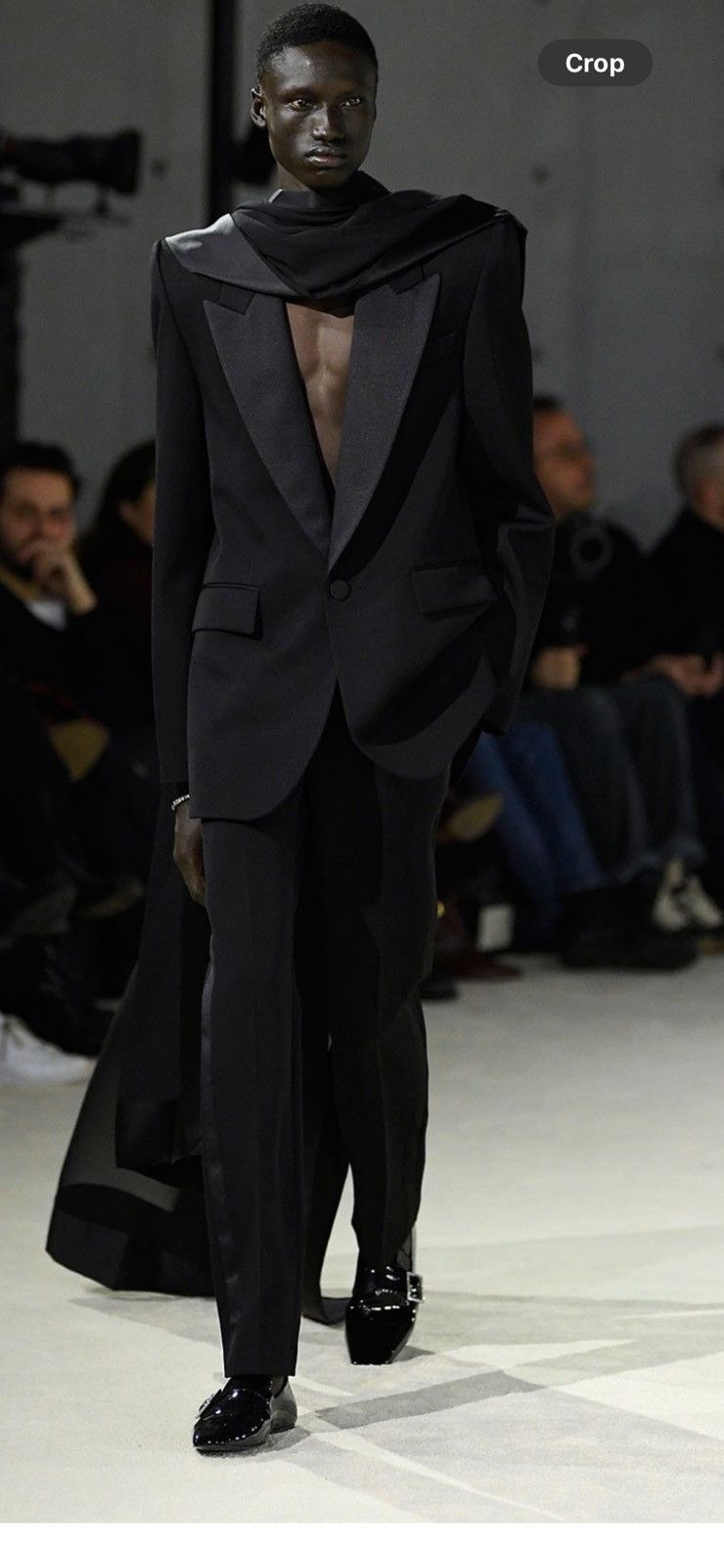 Saint Laurent Paris Saint Laurent mens tuxedo blazer 50/40. $3400 Size 40R - 1 Thumbnail