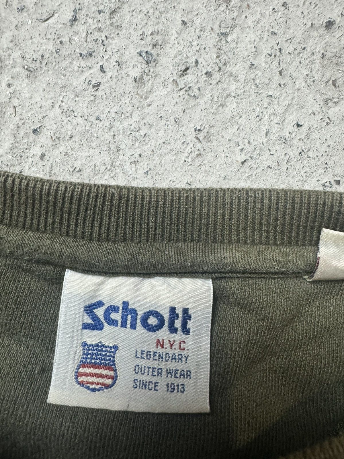 Schott × Vintage Vintage Y2K Schott Born In New York Big Logo Sweatshirt Size US L / EU 52-54 / 3 - 4 Thumbnail