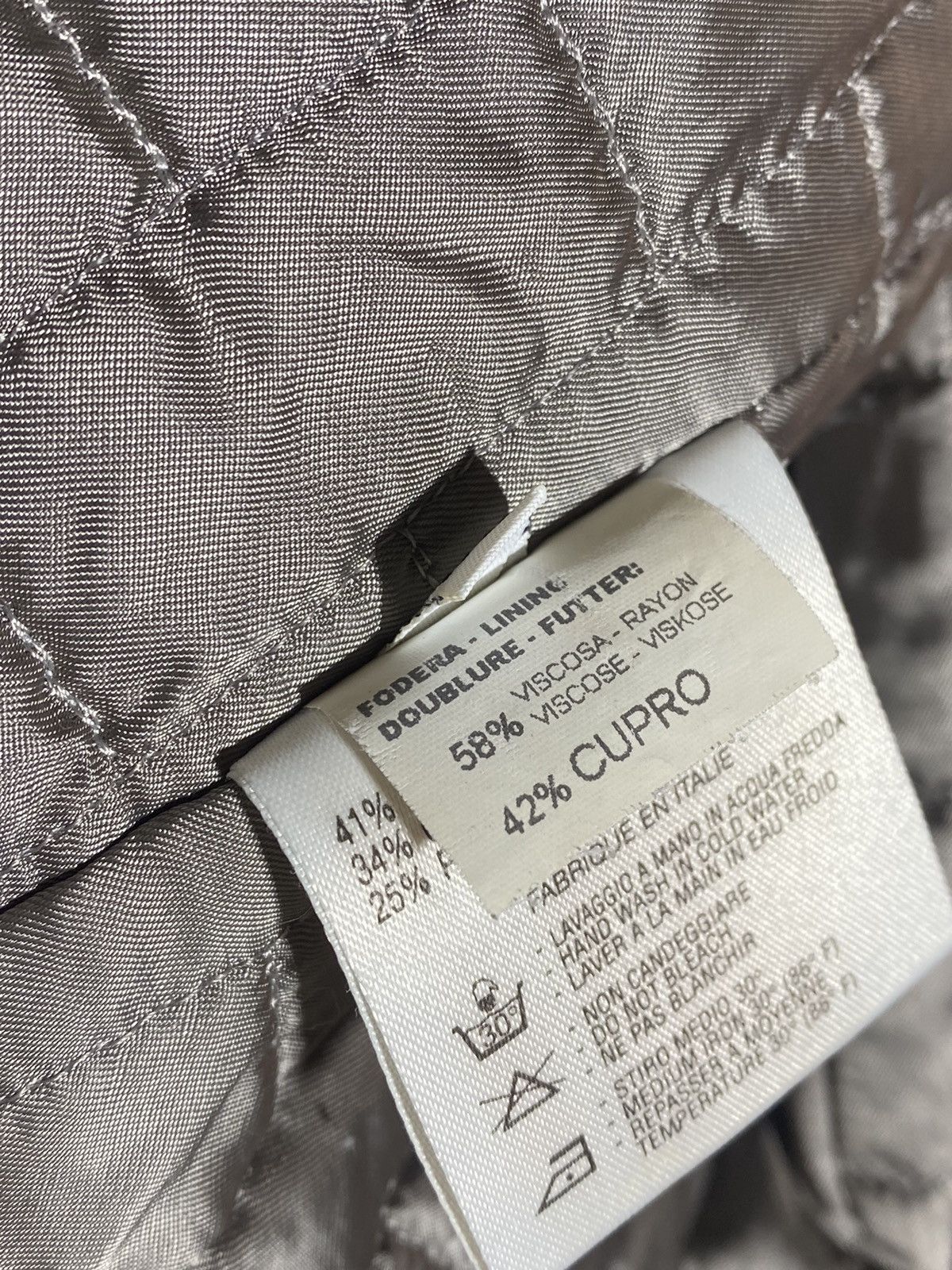 Vintage Vintage 90s Versace Classic V2 Rare Corduroy Velvet Jacket Size US XL / EU 56 / 4 - 19 Thumbnail
