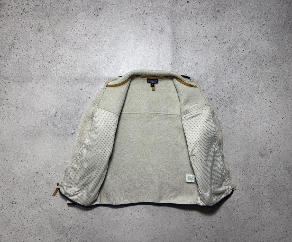 Patagonia Patagonia Full Zip Teddy Sherpa Jacket Size S Cream Size US S / EU 44-46 / 1 - 6 Thumbnail