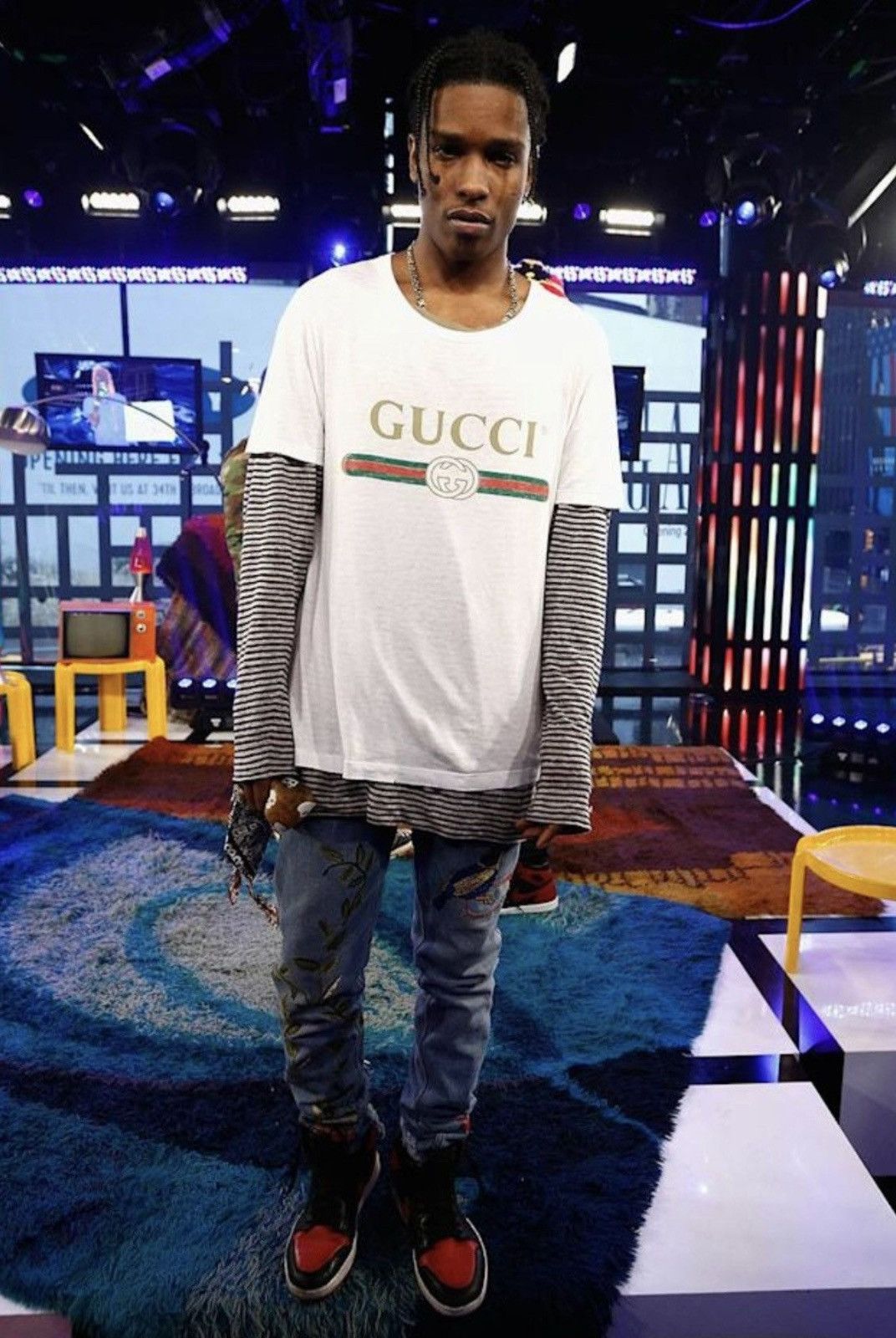 Gucci 🔥A$AP ROCKY🔥Gucci Classic Logo White Tee - size L Size US L / EU 52-54 / 3 - 1 Thumbnail
