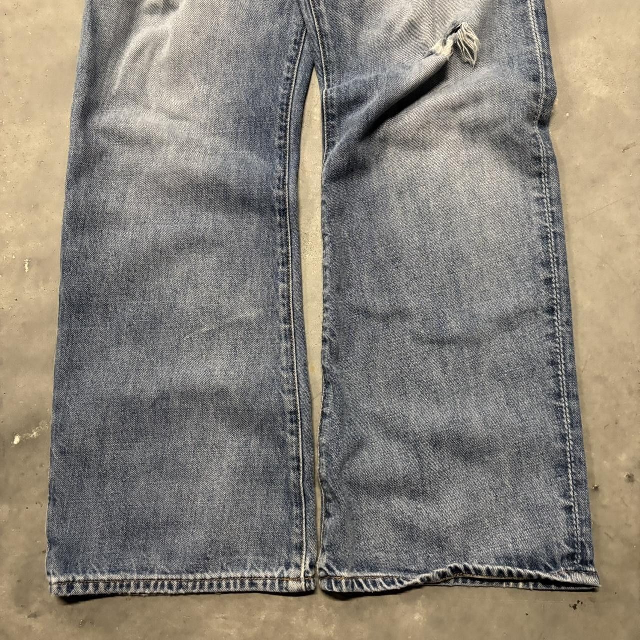 Japanese Brand × Vintage Crazy Vintage Y2K/2000s Grunge Faded Light Wash Distressed Denim Jeans! Size US 33 - 6 Thumbnail