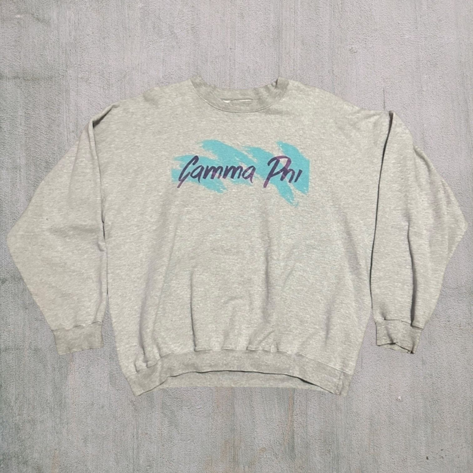 Hanes 90s Gamma Phi sorority sweatshirt Size US L / EU 52-54 / 3 - 1 Thumbnail