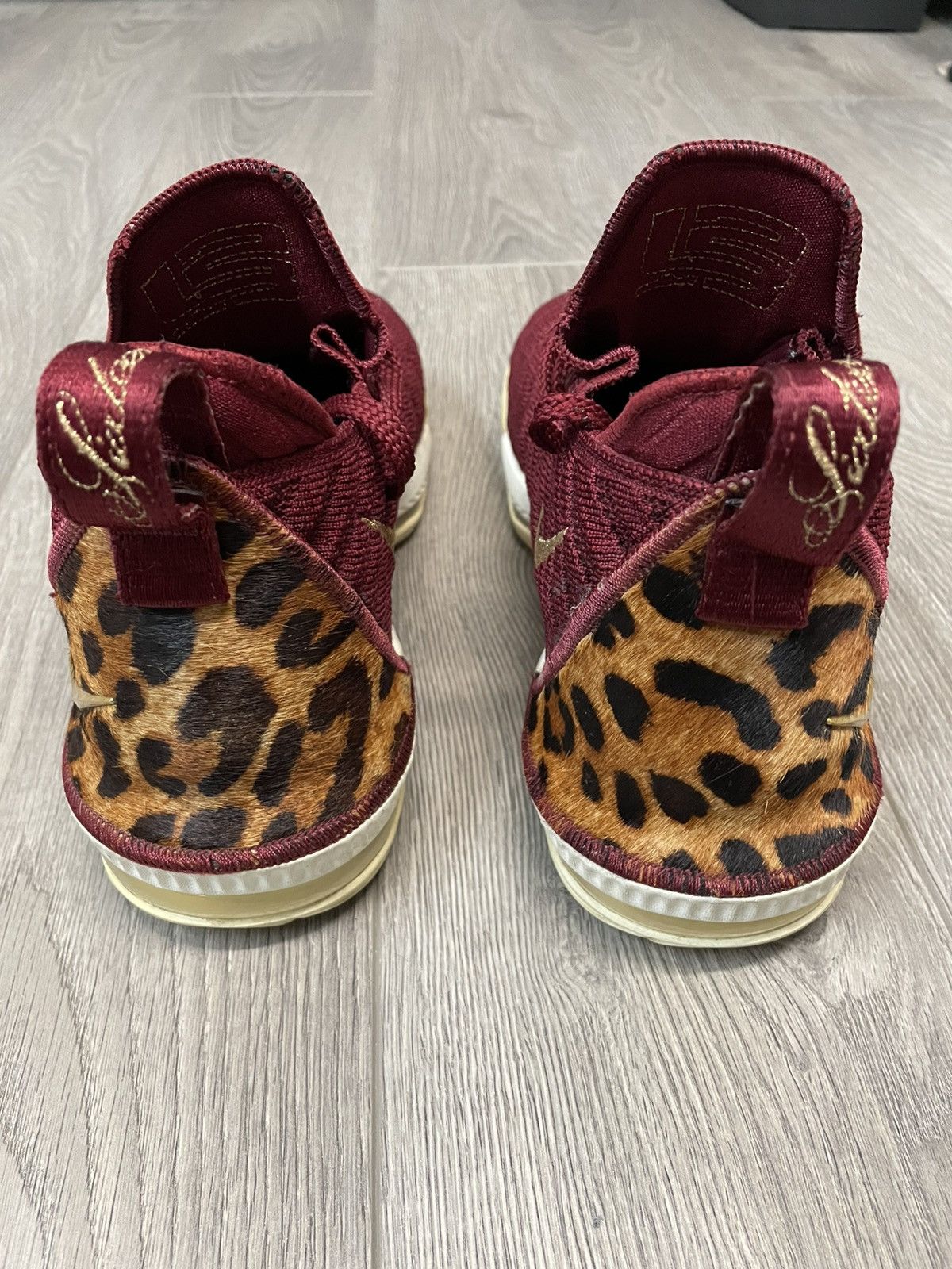 Nike Nike lebron 16 king red burgundy and leopard size 8 Size US 8 / EU 41 - 6 Thumbnail