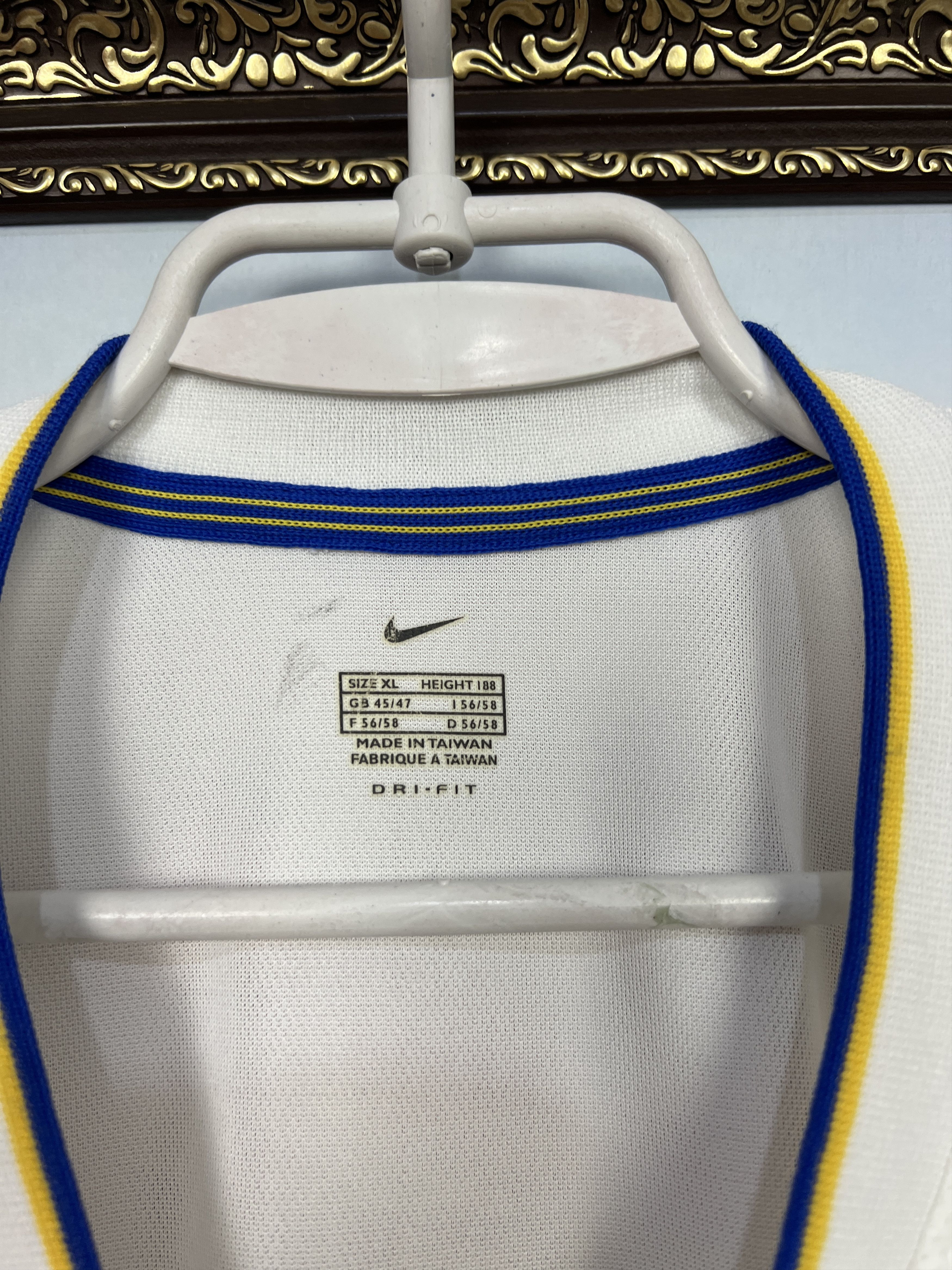 Nike Leeds United Home football shirt 2000 Soccer Nike Jersey Size US XL / EU 56 / 4 - 6 Thumbnail