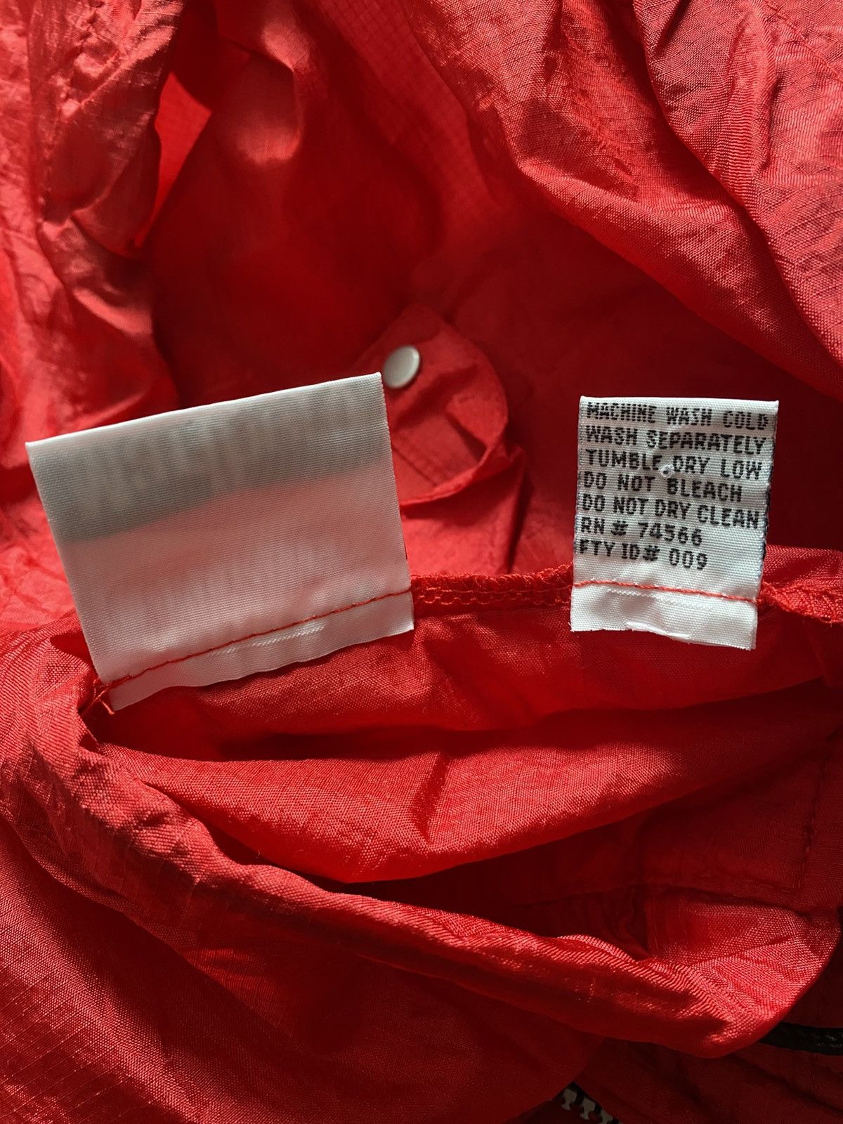 Marlboro Marlboro Unlimited Jacket Nylon Anorak Windbreaker Rain XL Size US XL / EU 56 / 4 - 4 Thumbnail