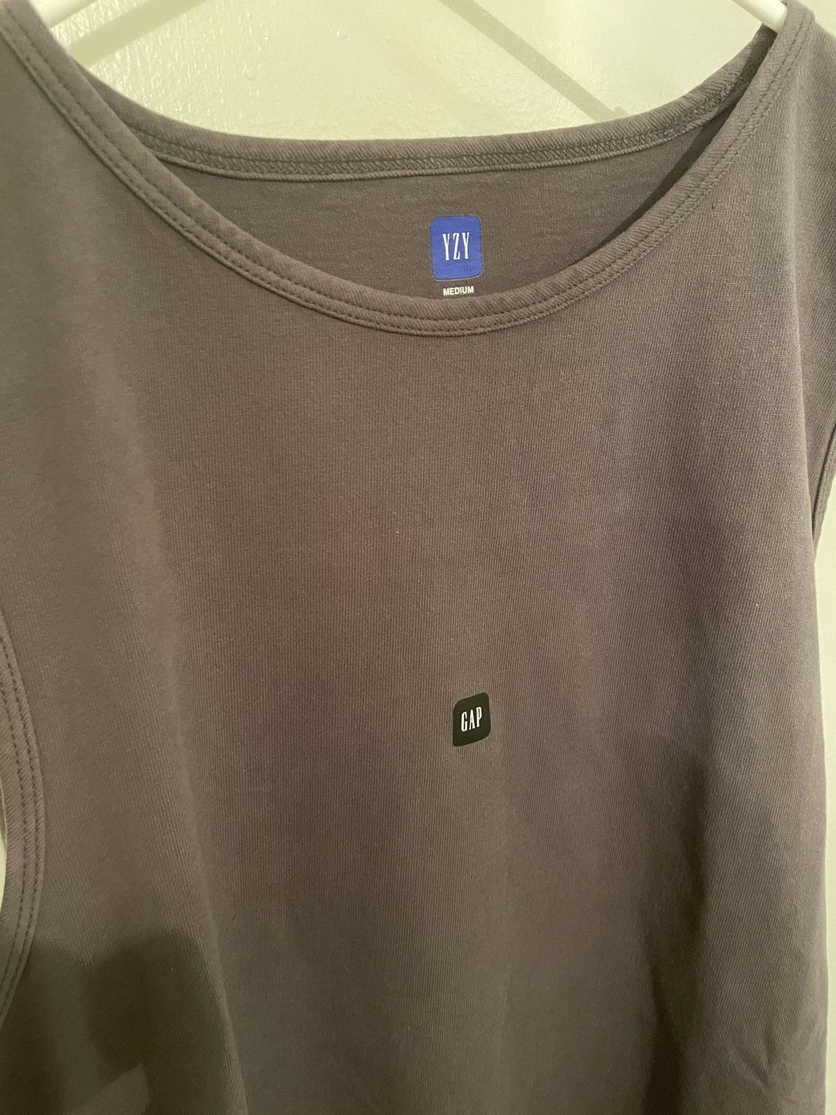 Gap YZY Gap Tank Top In Dark Grey Engineered By Balenciaga Size US M / EU 48-50 / 2 - 3 Thumbnail