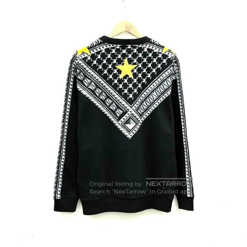 Givenchy Givenchy Yellow Star Printed Long Sleeve Hoodie Size US L / EU 52-54 / 3 - 2 Thumbnail