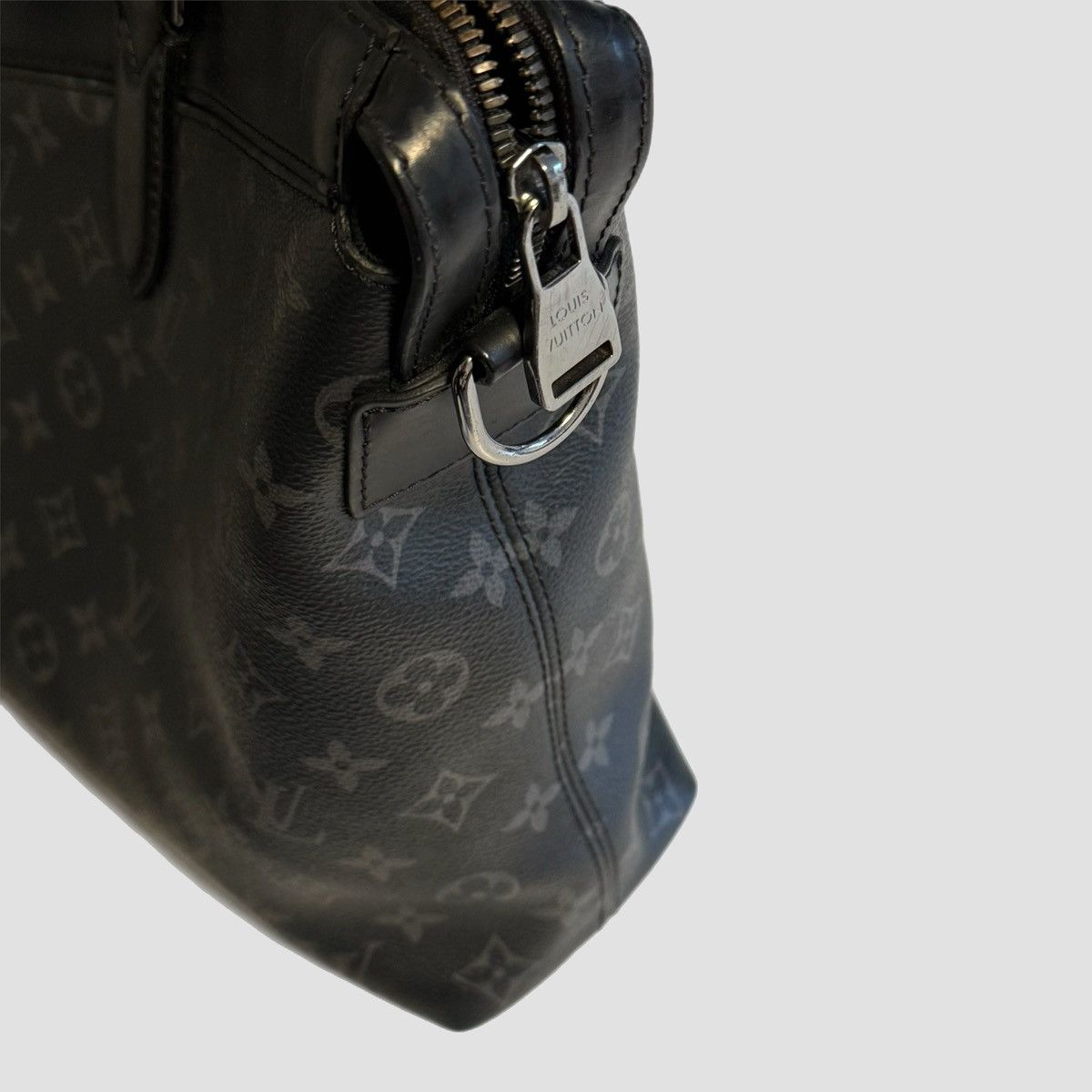 Louis Vuitton Louis Vuitton Explorer Eclipse Bag Size ONE SIZE - 13 Thumbnail