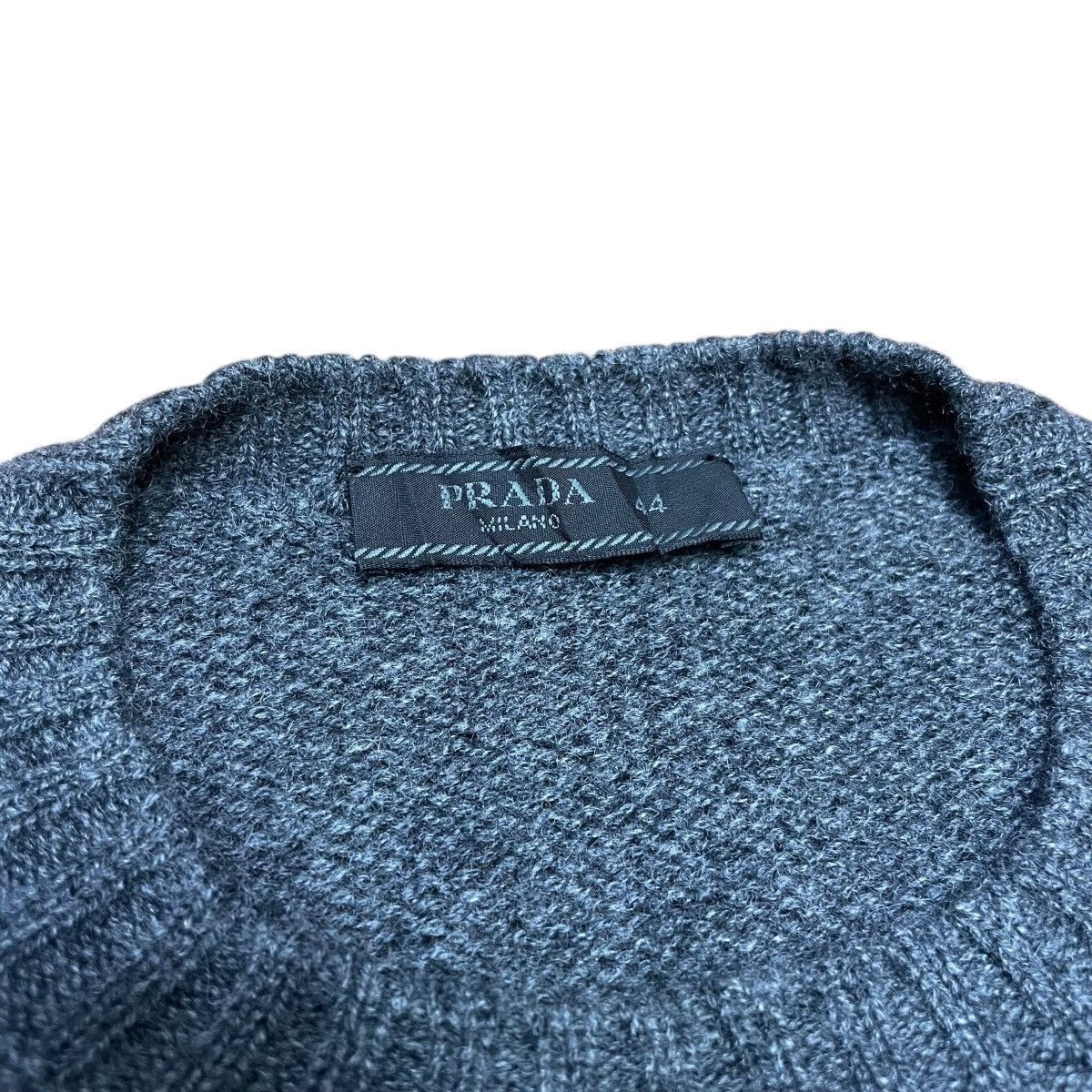 Prada Prada Cashmere Two Tone Knitwear Sweatershirt Size US M / EU 48-50 / 2 - 3 Thumbnail