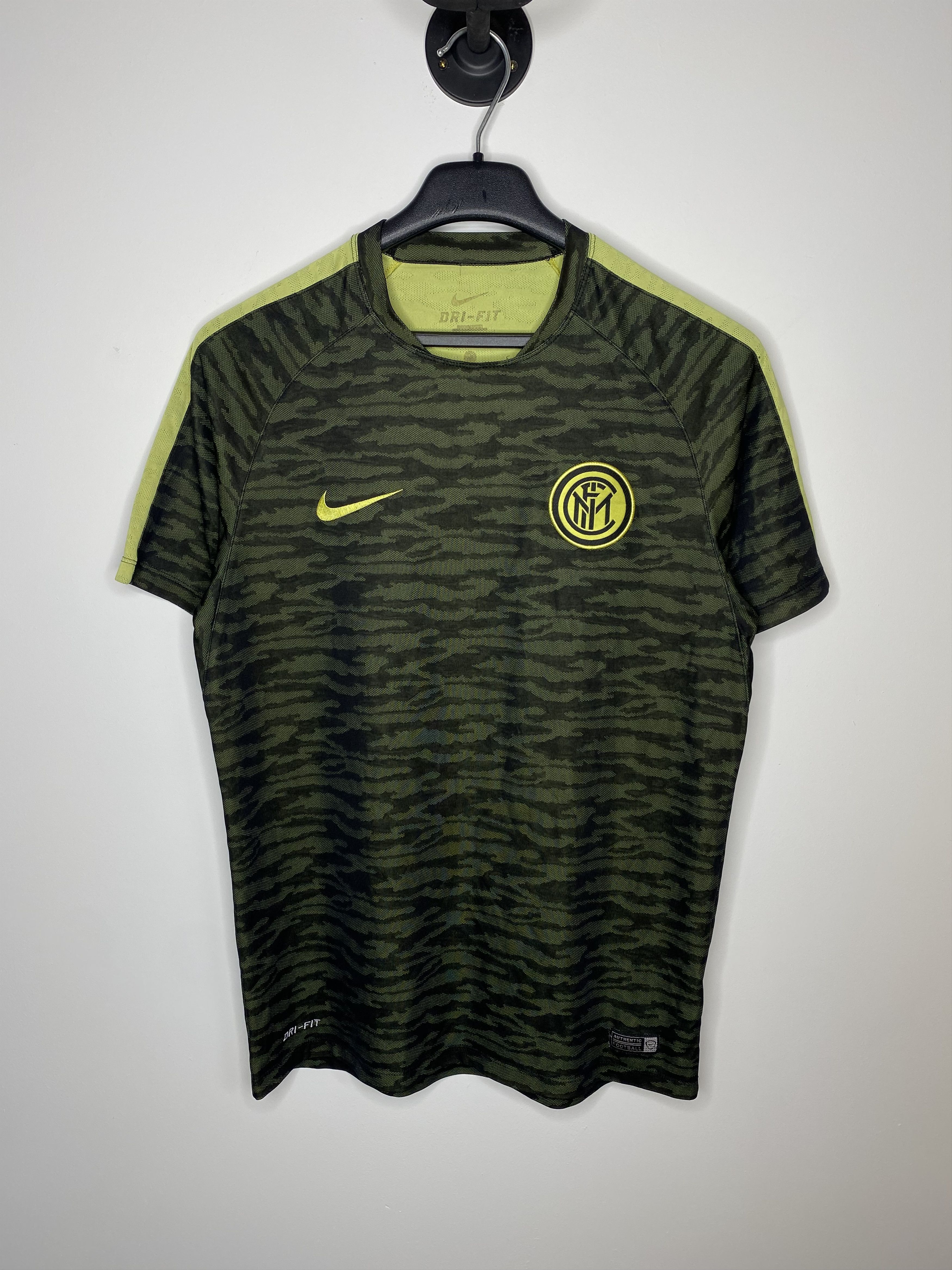 Nike INTER MILAN 2015 2016 TRAINING FOOTBALL SHIRT SOCCER JERSEY Size US M / EU 48-50 / 2 - 1 Thumbnail