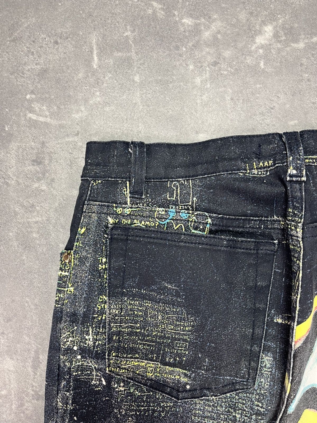 Roberto Cavalli Roberto Cavalli Grafitti Art Style AOP Flared Jeans M L Size 28" / US 6 / IT 42 - 15 Thumbnail