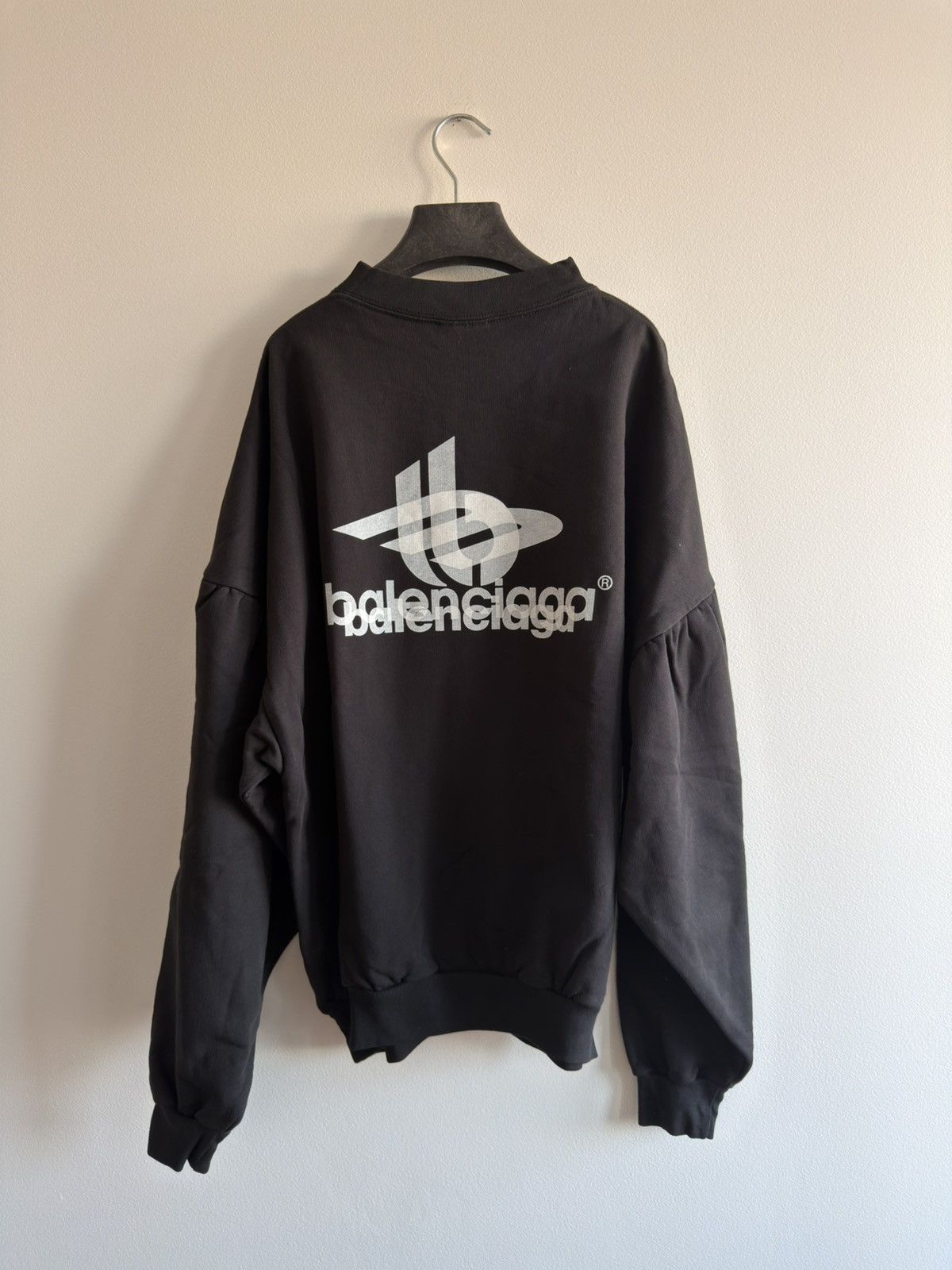 Balenciaga *RARE* BALENCIAGA 3B SPORT LOGO DEMNA GHOST BOXY CREWNECK Size US S / EU 44-46 / 1 - 6 Thumbnail