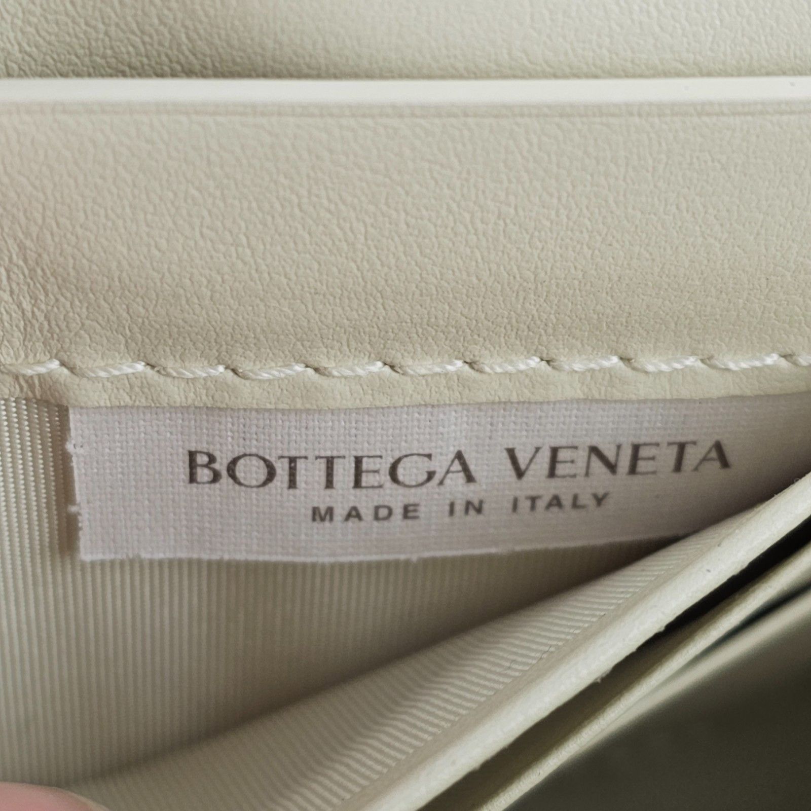 Bottega Veneta BOTTEGA VENETA $3500 Andiamo Sea Salt Top Handle Clutch New Size ONE SIZE - 4 Thumbnail