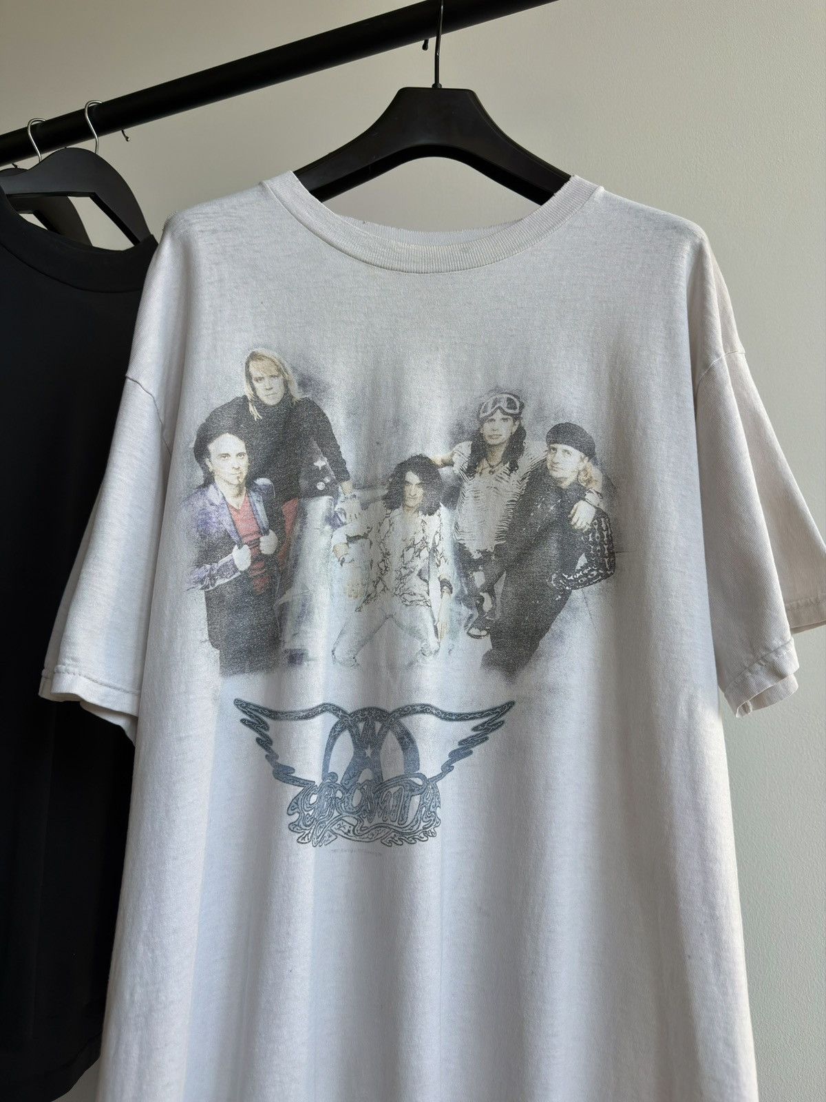Band Tees Vintage 90s Thrashed Faded Aerosmith Grunge Erd WCC Band Tee Size US XXL / EU 58 / 5 - 2 Thumbnail