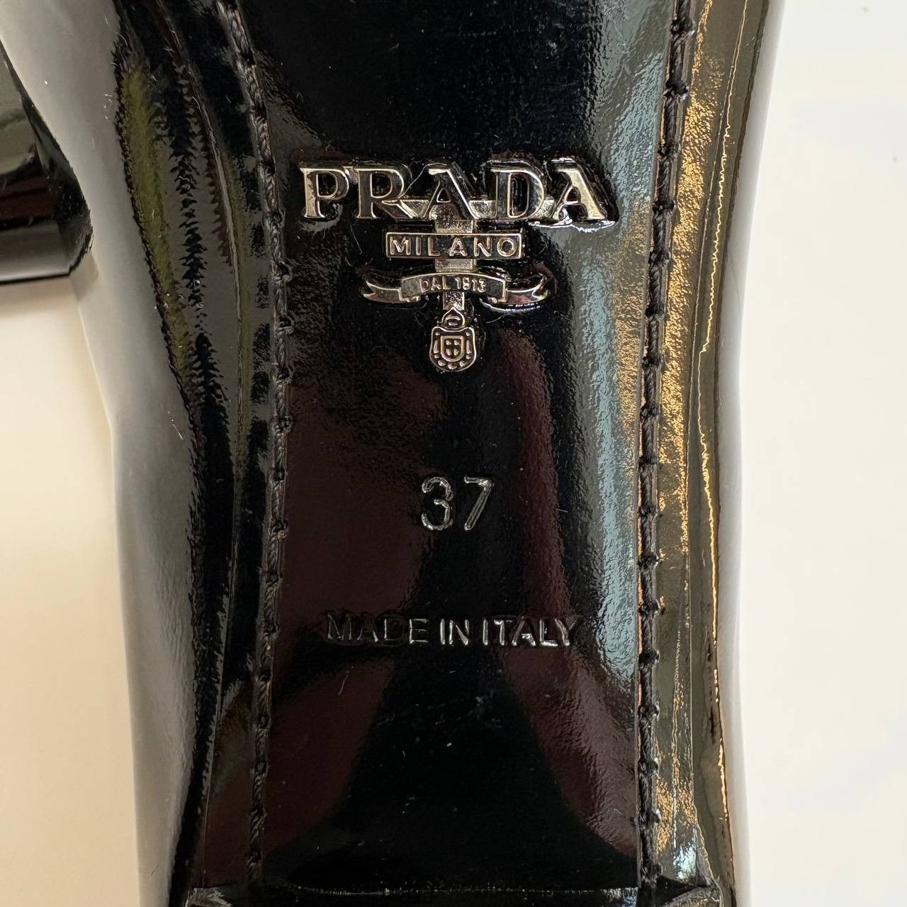 Prada Prada Patent Leather Heels Size US 7 / IT 37 - 8 Thumbnail