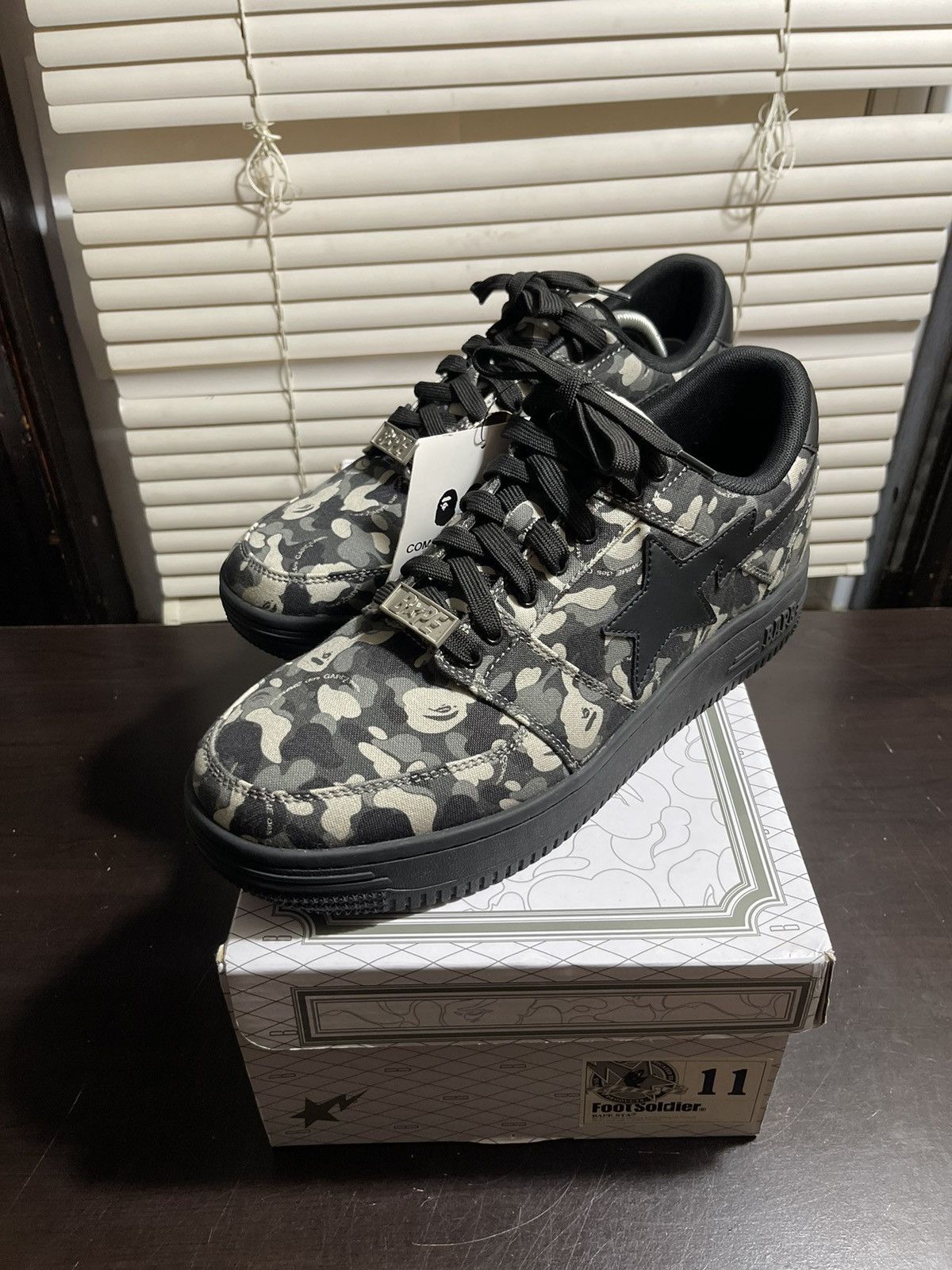 Bape × Comme des Garcons Bapesta Low Comme Des Garcons Size US 11 / EU 44 - 18 Thumbnail