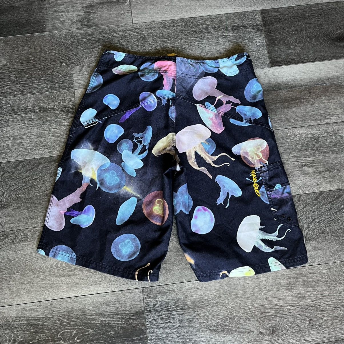 Nike Vintage Nike 6.0 Jellyfish All Over Print Swim Trunks Shorts Size US 30 / EU 46 - 2 Thumbnail