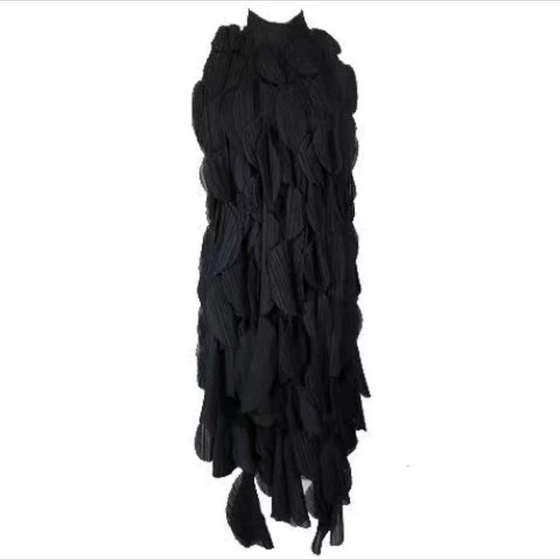 Issey Miyake Issey Miyake size:3 Black petal ribbon pleated heavy indus Size M / US 6-8 / IT 42-44 - 1 Thumbnail