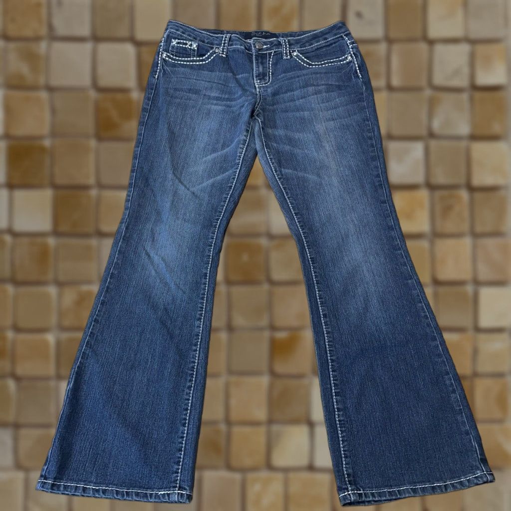 Vintage EARL Denim Jeans Size 13 Juniors Straight Blue Embossed Pockets Womens Size 34" / US 12 / IT 48 - 1 Thumbnail