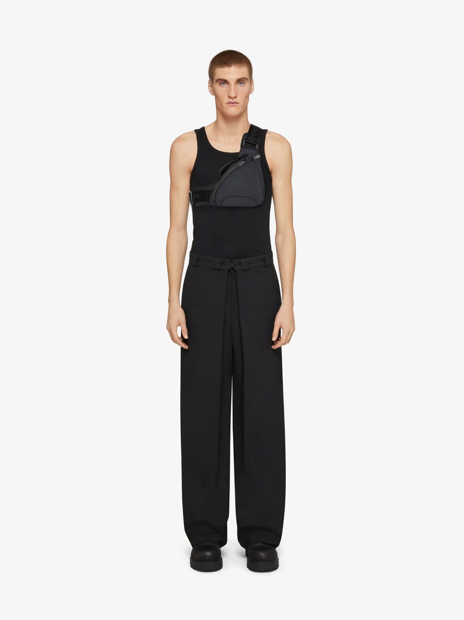 Givenchy o1w1db10925 Size: OS / G-Zip Triangle Small Bag in Black Size ONE SIZE - 2 Thumbnail