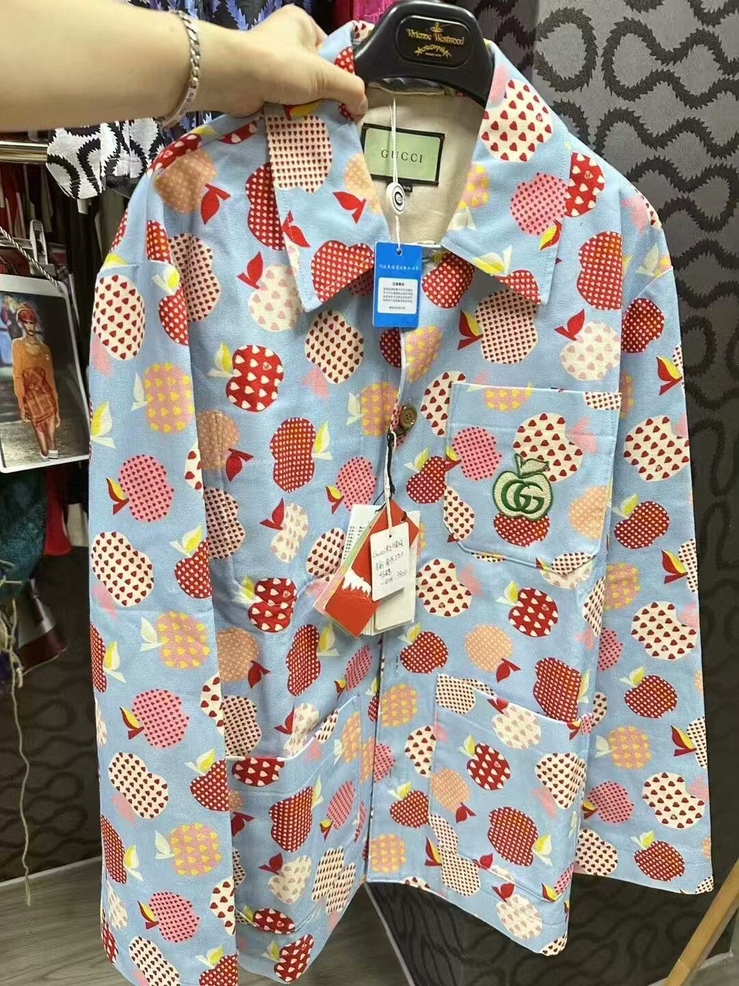 Gucci gucci men's apple print jacket Size US M / EU 48-50 / 2 - 1 Thumbnail