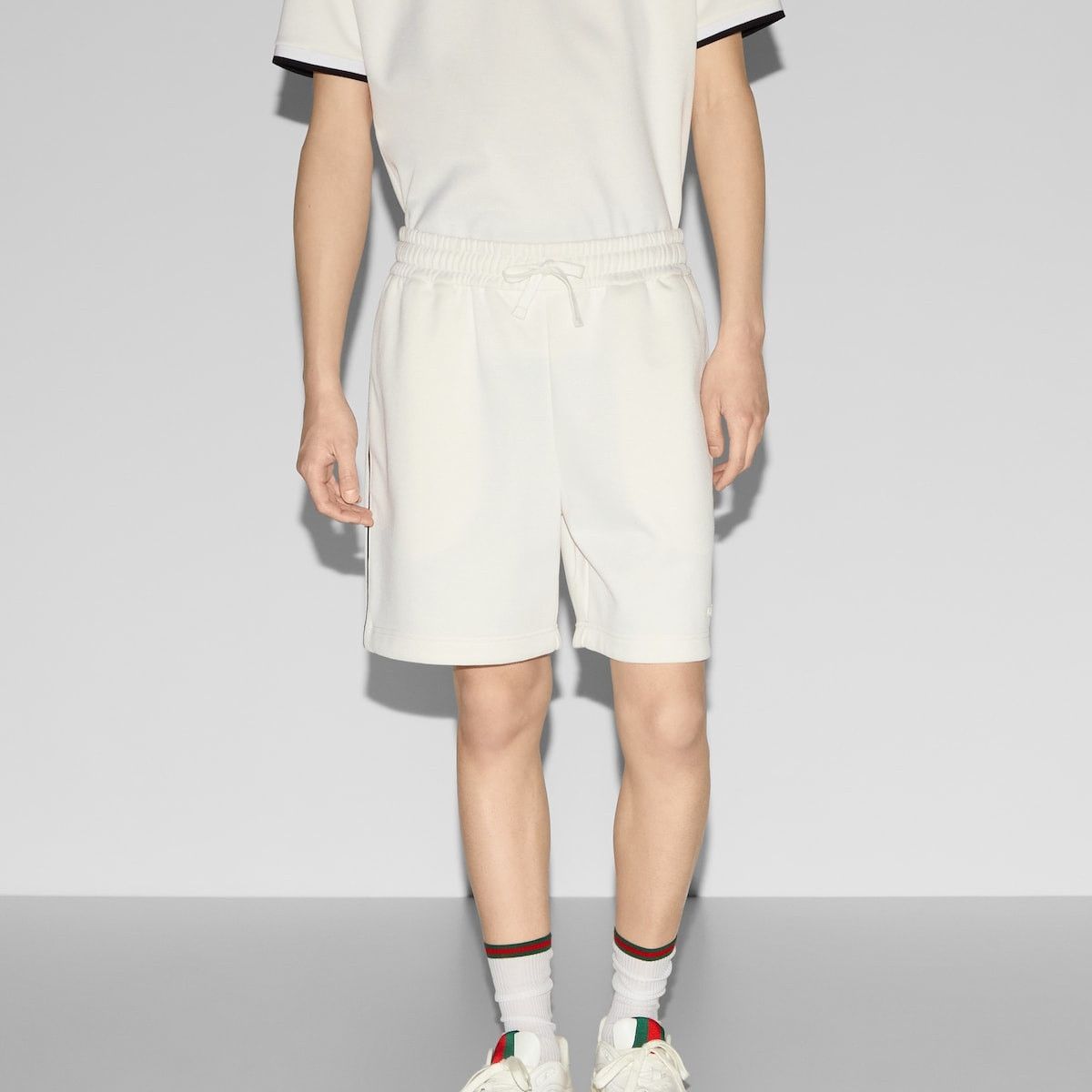 Gucci o1s1wg110925 Cotton Piquet Shorts With Embroidery in White Size US 30 / EU 46 - 3 Thumbnail
