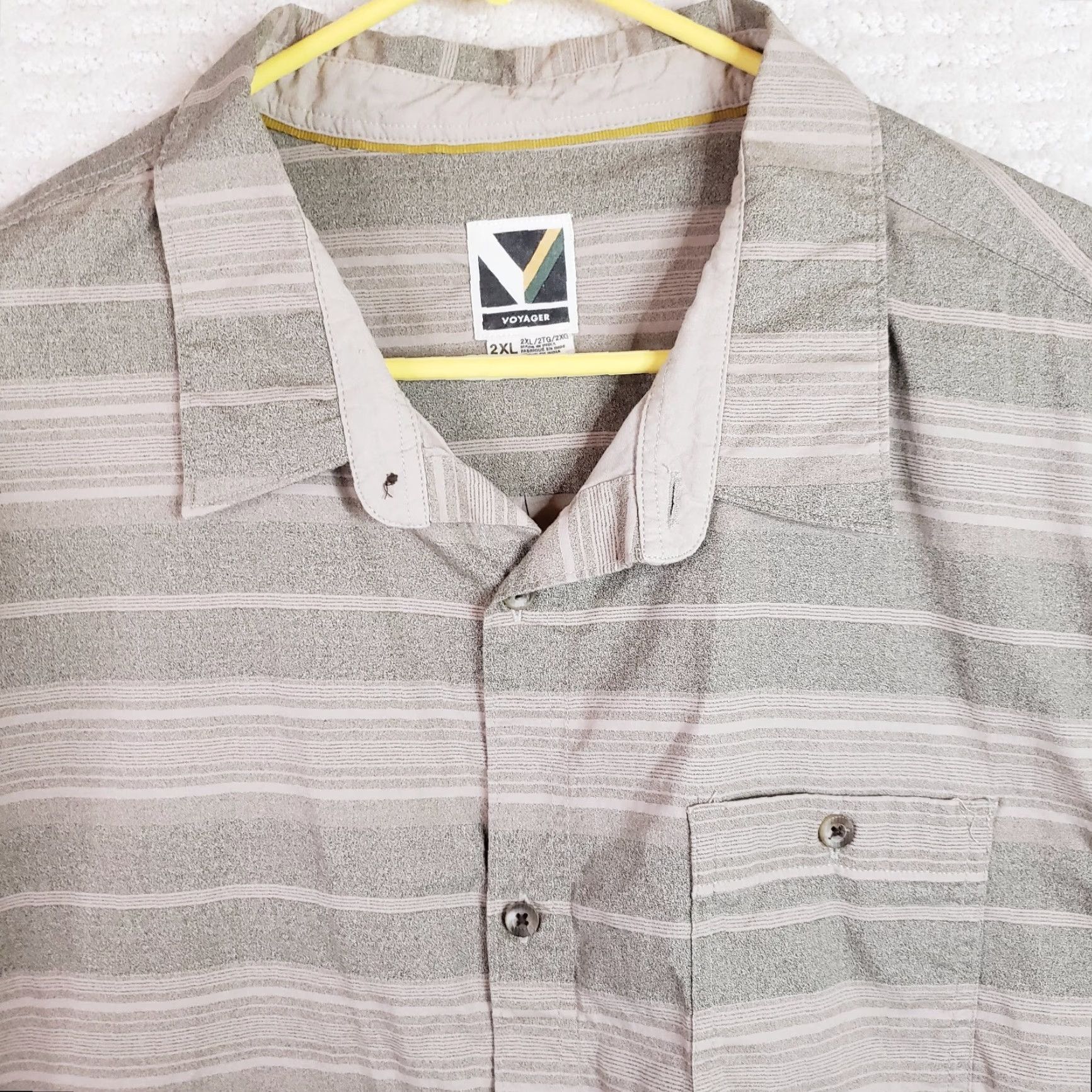 Vintage Voyager Button Shirt Men 2XL Green Beige Striped Short Sleeve Collared Button-Up Knit Stretch Regular Fit Mens Size US XXL / EU 58 / 5 - 3 Thumbnail