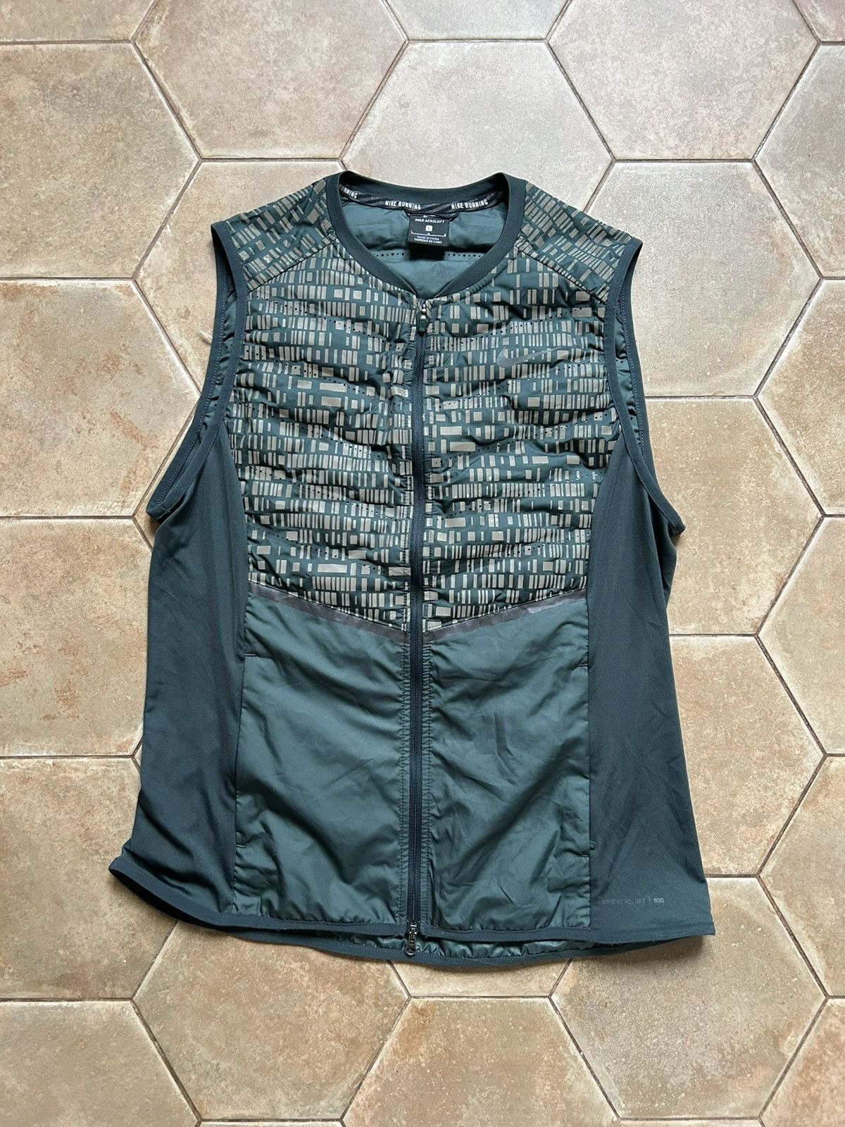 Nike Nike Vest Womens Small Aeroloft Running Puffer Size L / US 10 / IT 46 - 1 Thumbnail