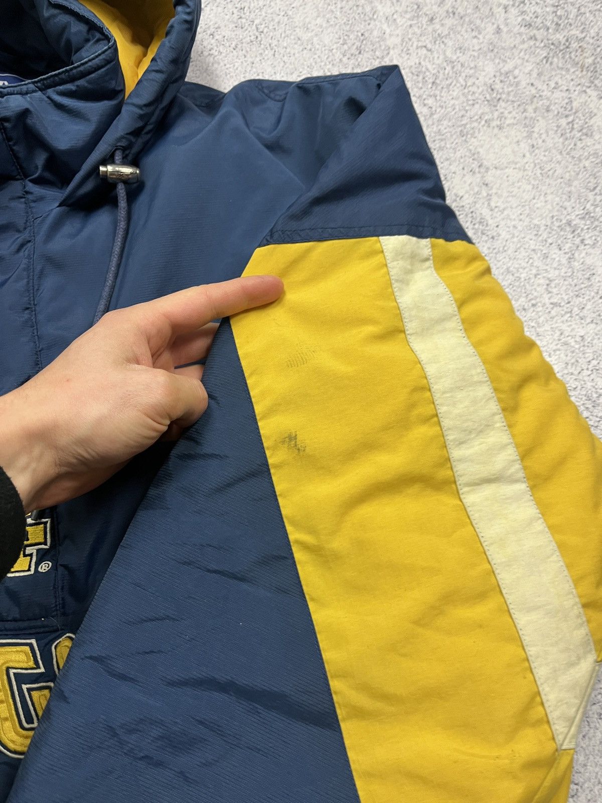 Starter Vintage NCAA Starter Michigan Wolverines Jacket 90’s Rare Size US L / EU 52-54 / 3 - 21 Thumbnail