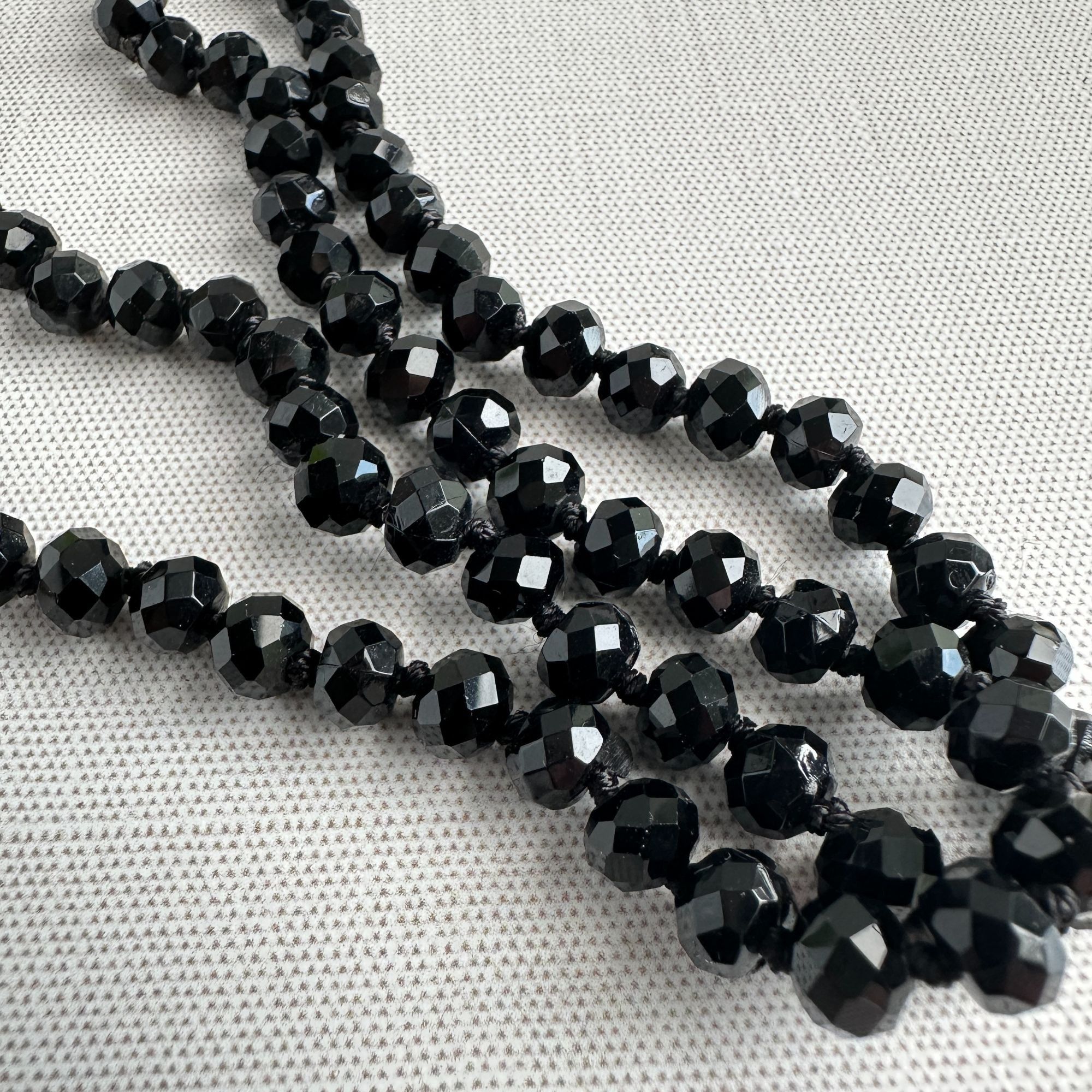 Vintage 1920s Art Deco Black Faceted Glass Opera Necklace Size ONE SIZE - 7 Thumbnail