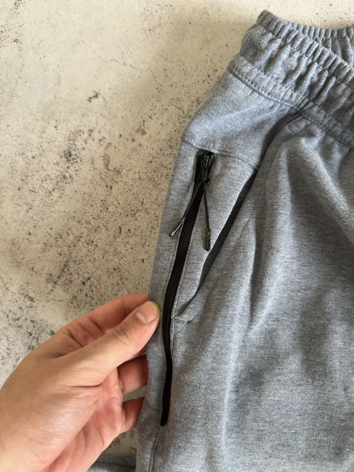 Nike Nike Tech Gray Sweatpants Size M Size US 32 / EU 48 - 4 Thumbnail
