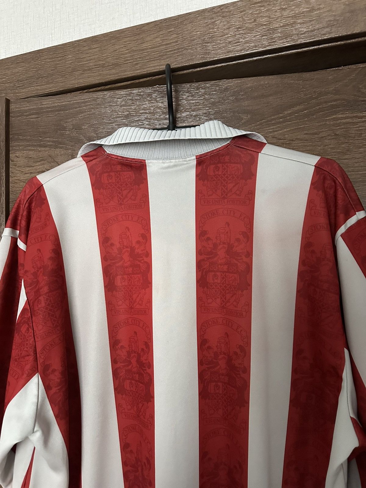 Asics 1994/1995 Stoke City Asics Vintage Soccer Jersey T-Shirt Kit Size US L / EU 52-54 / 3 - 13 Thumbnail