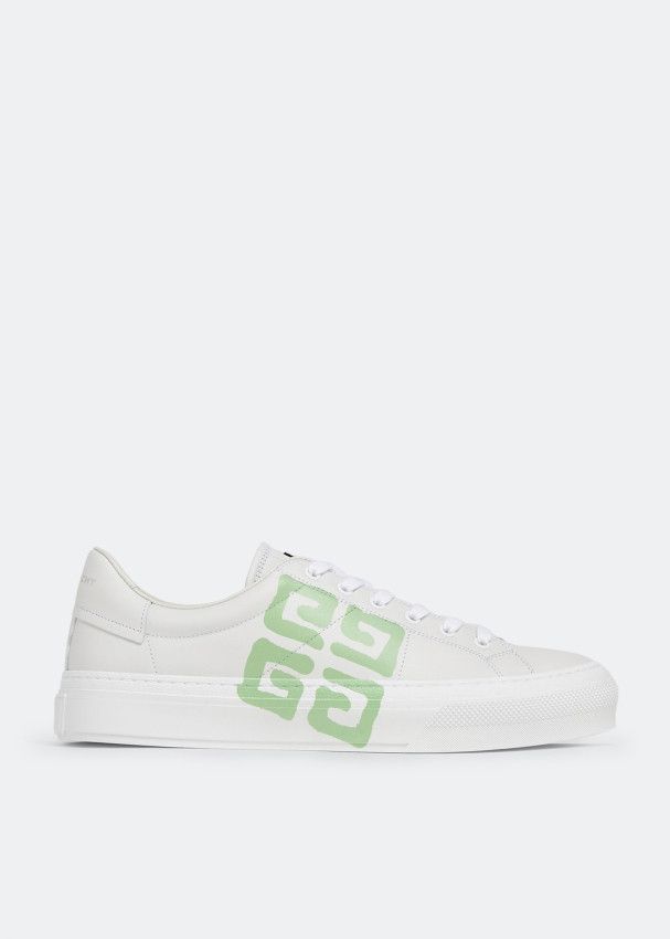 o1loc1c0824 Sneakers in White