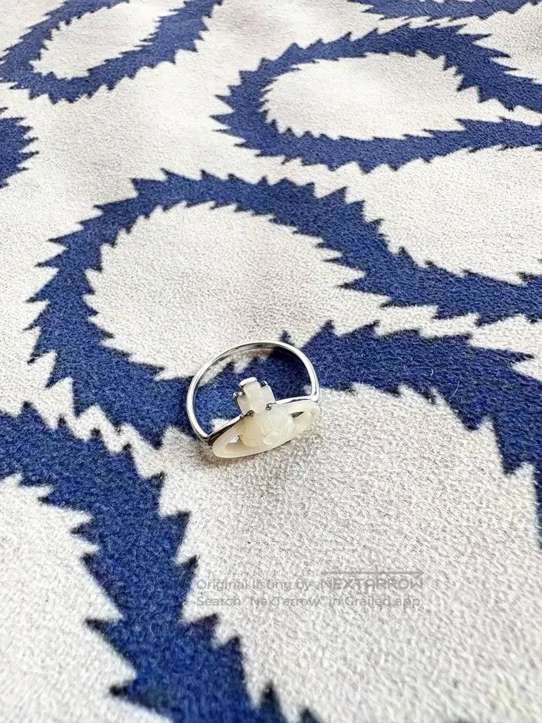 Vivienne Westwood Vivienne Westwood Vintage White Iridescent Mother of Pearl Size ONE SIZE - 2 Thumbnail