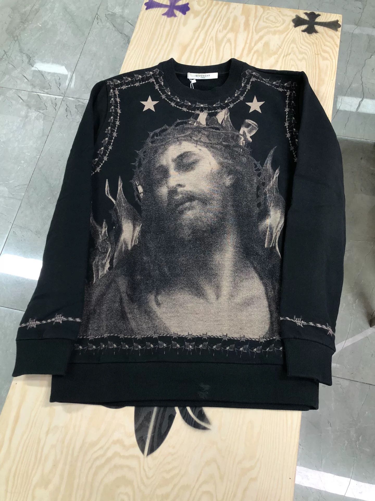 givenchy black jesus graphic sweatshirt size m