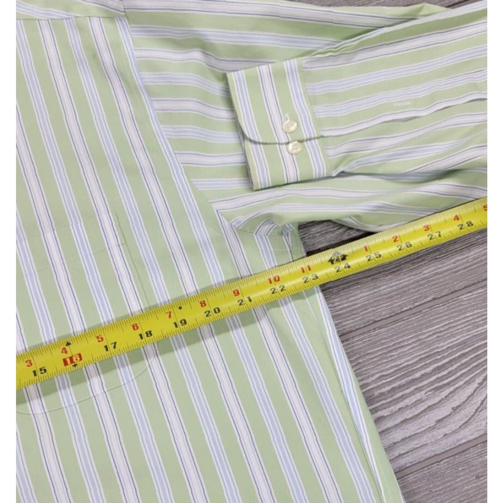 Brooks Brothers Brooks Brothers Button-Up Shirt Men M Green Stripe Non Iron Cotton Button-Down Collar 346 Regular Size Type Size US M / EU 48-50 / 2 - 7 Thumbnail