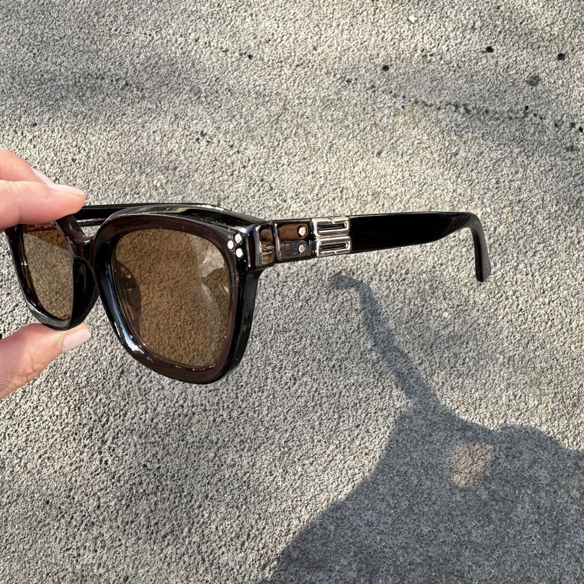 Other Y2K Unisex Sunglasses Retro Fashion Shades YT2329-02 Size ONE SIZE - 2 Thumbnail