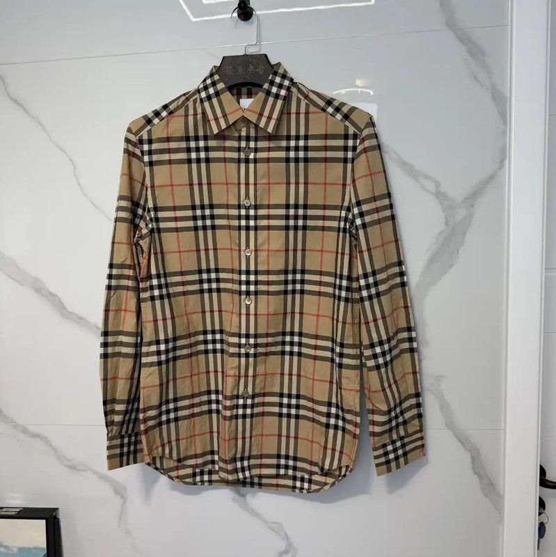 Burberry Burberry Khaki Long Sleeve Cotton Shirt Size US S / EU 44-46 / 1 - 1 Thumbnail