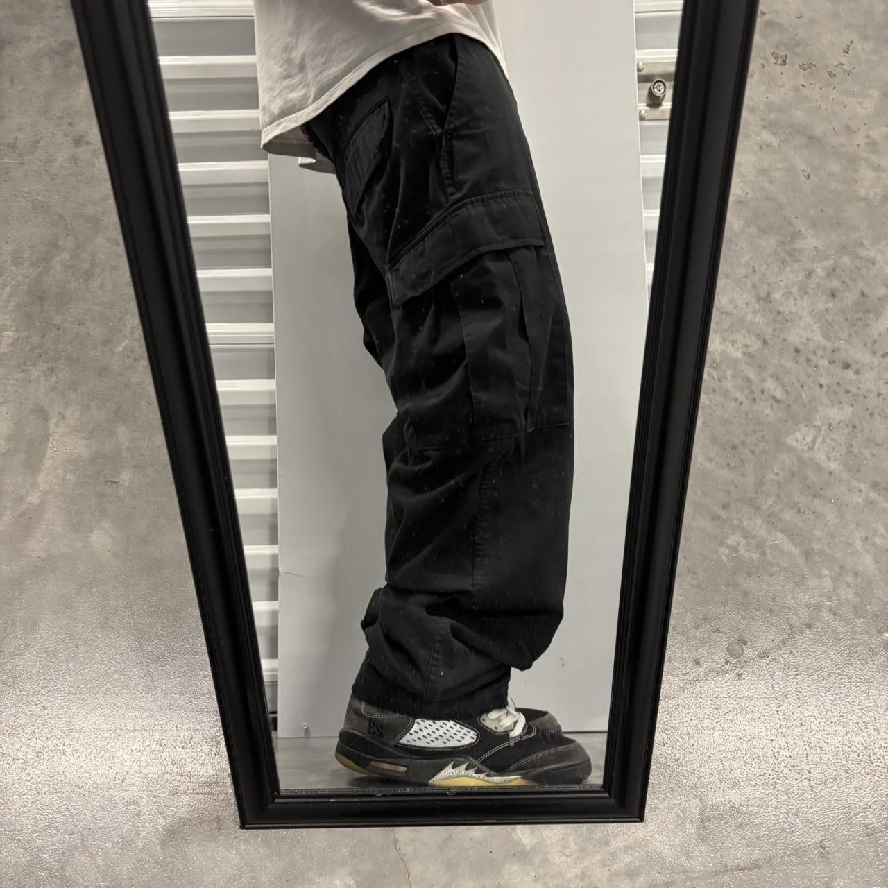 Japanese Brand × Vintage Crazy Vintage Y2K/2000s Black Workwear Streetwear Essential Cargo Pants! Size US 34 / EU 50 - 2 Thumbnail