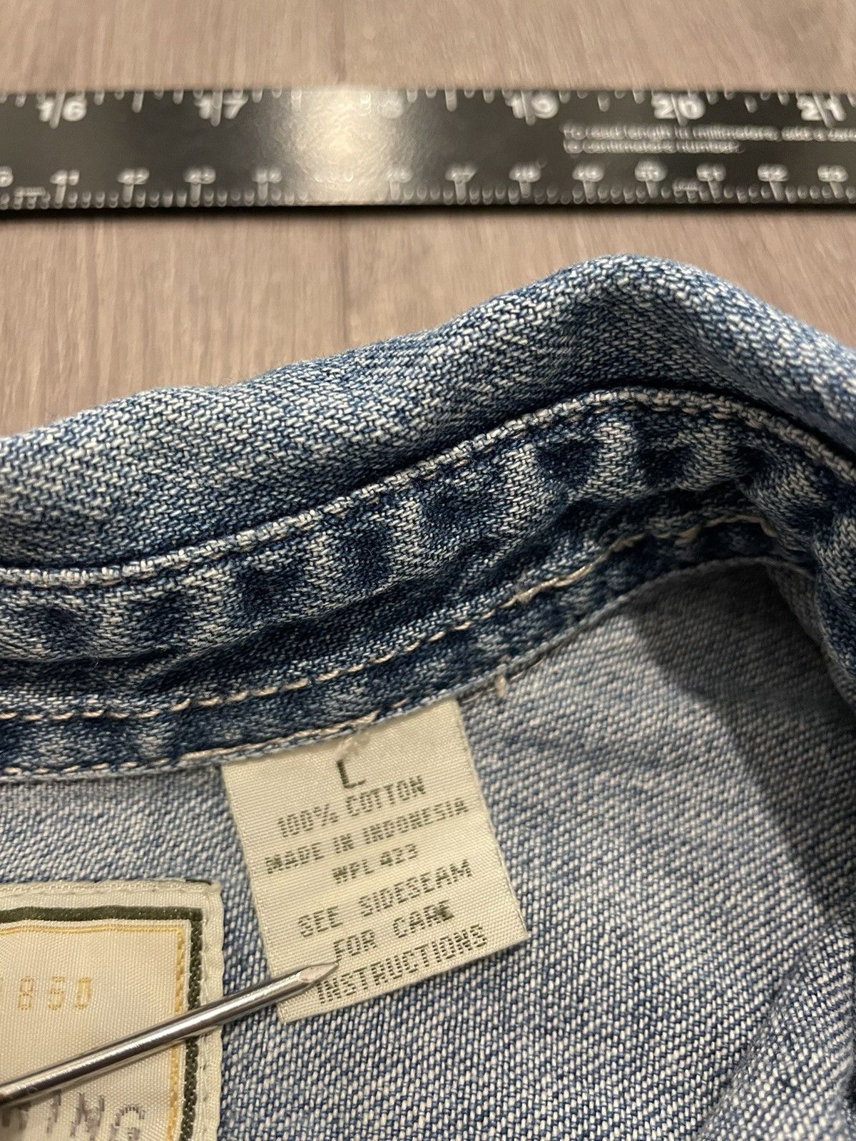 Levi's × Levi's Vintage Clothing × Vintage Vintage Levi’s “Denim” Button-up Shirt (Sz.L) Size US L / EU 52-54 / 3 - 3 Thumbnail