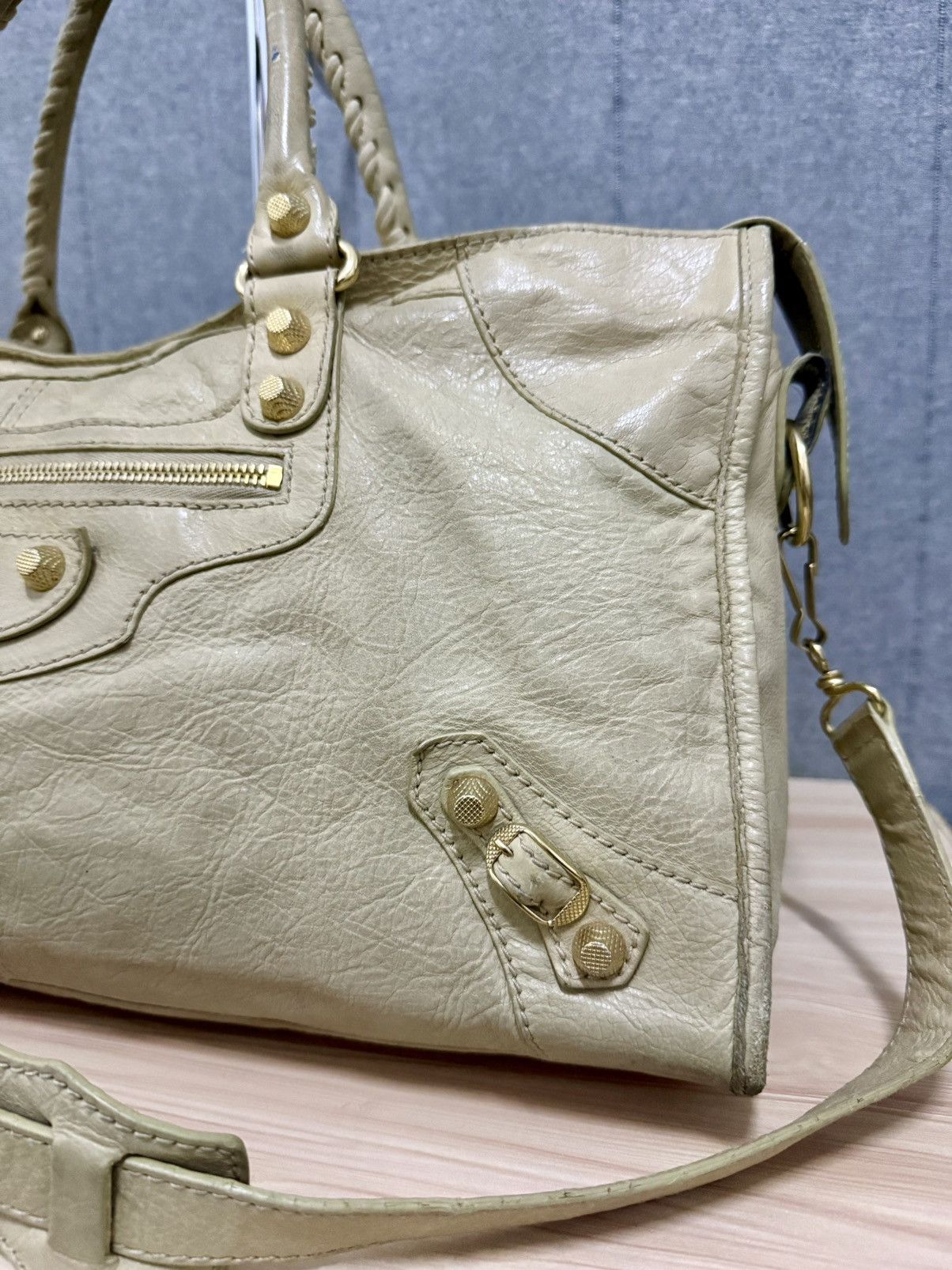 Balenciaga 2000s Balenciaga Part Time "Giant 21 Gold Studded Size ONE SIZE - 4 Thumbnail