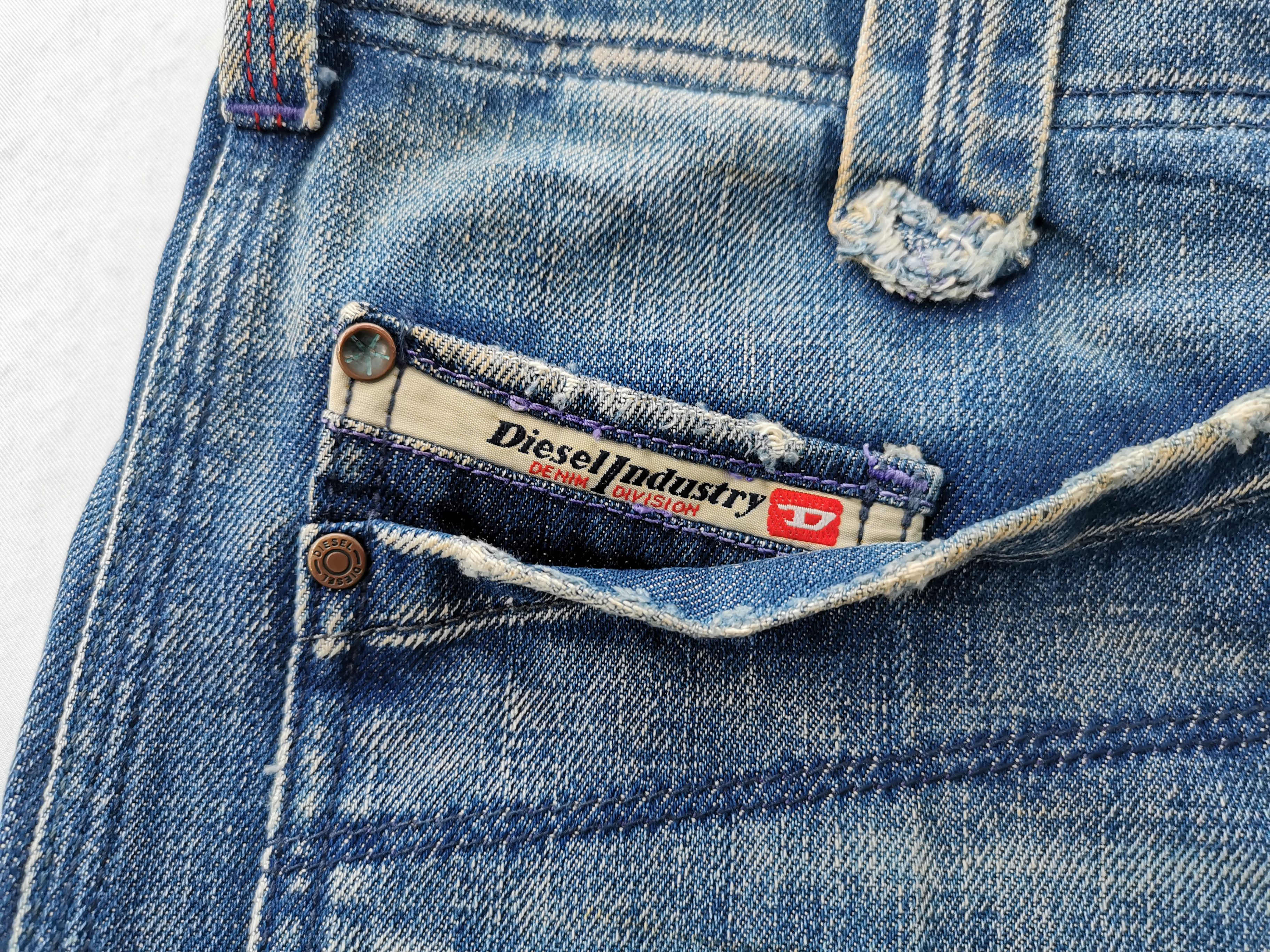 Diesel Vintage 90s Diesel Industry Denim Jeans Size 34 Size US 34 / EU 50 - 8 Thumbnail